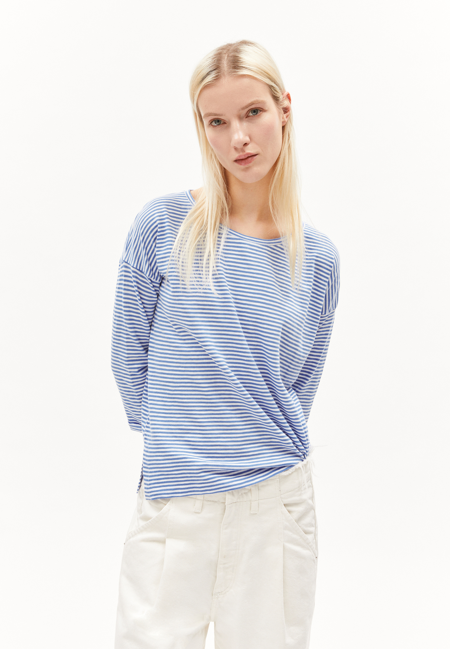 Tops & T-Shirts SIANAA LOVELY STRIPES in blue bloom-oatmilk by ARMEDANGELS