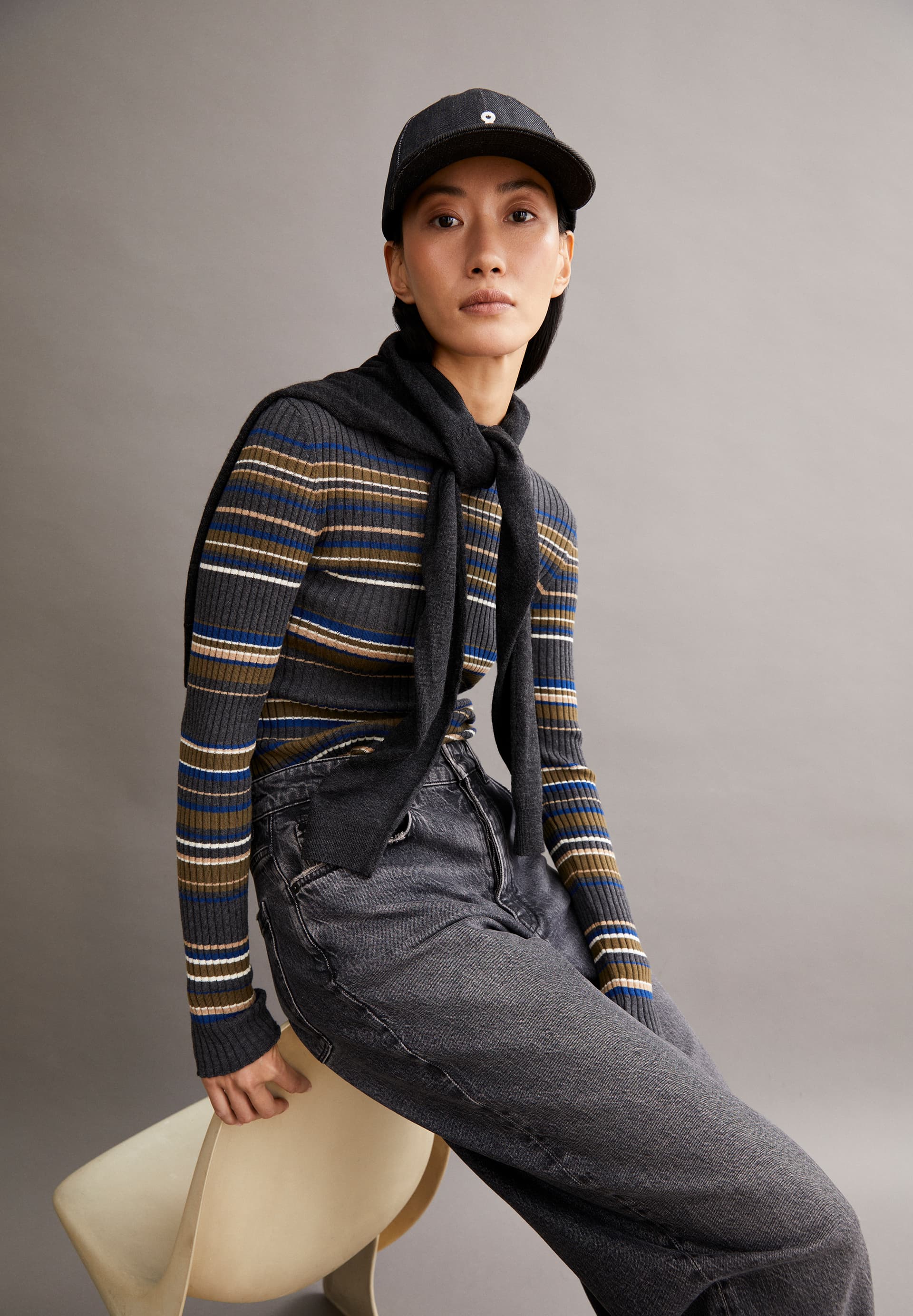 ALAANIA NEW STRIPES Sweater Slim Fit made of Organic Cotton