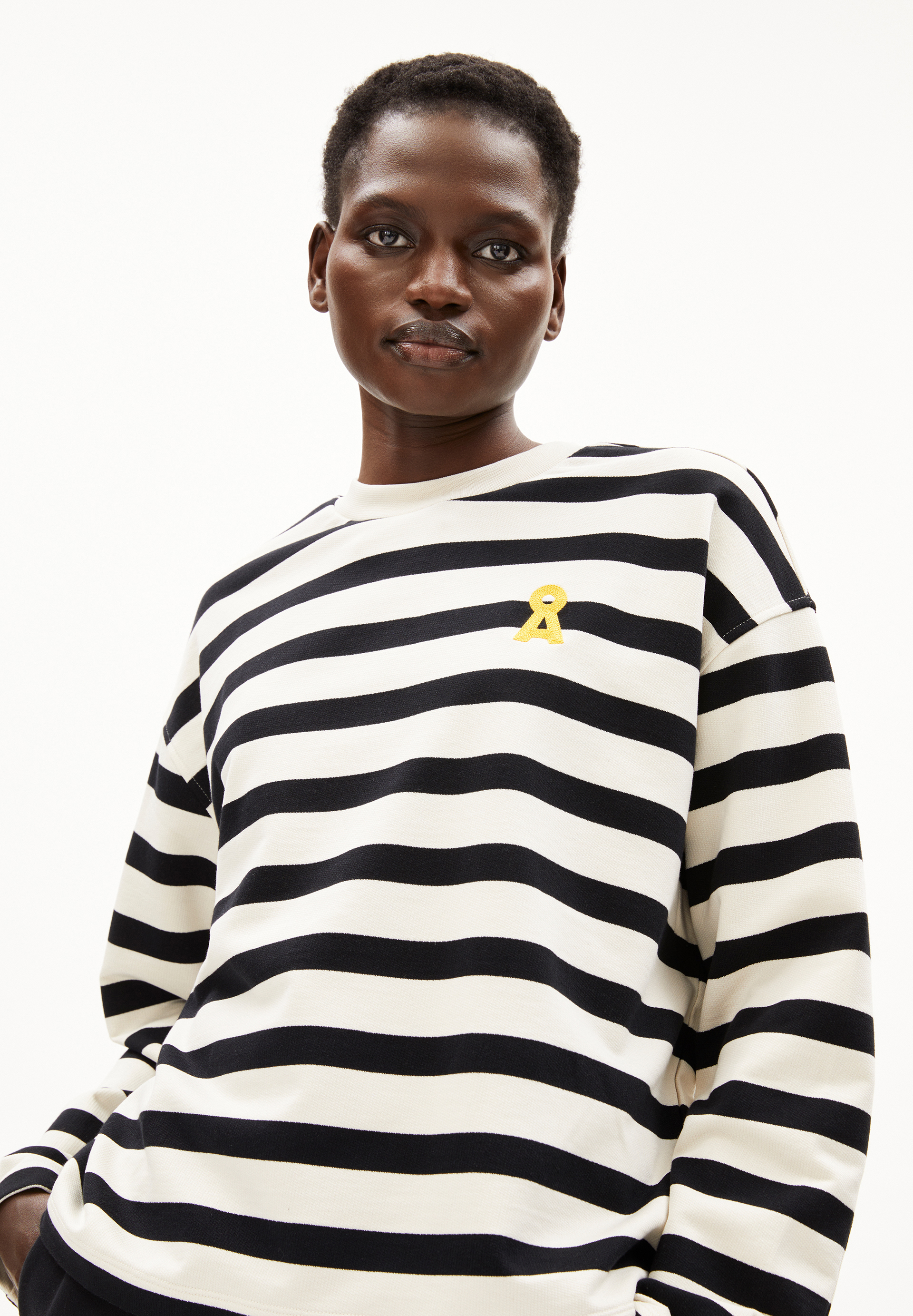 ICONIC Å FRANKAA BOLD Sweatshirt made of Organic Cotton