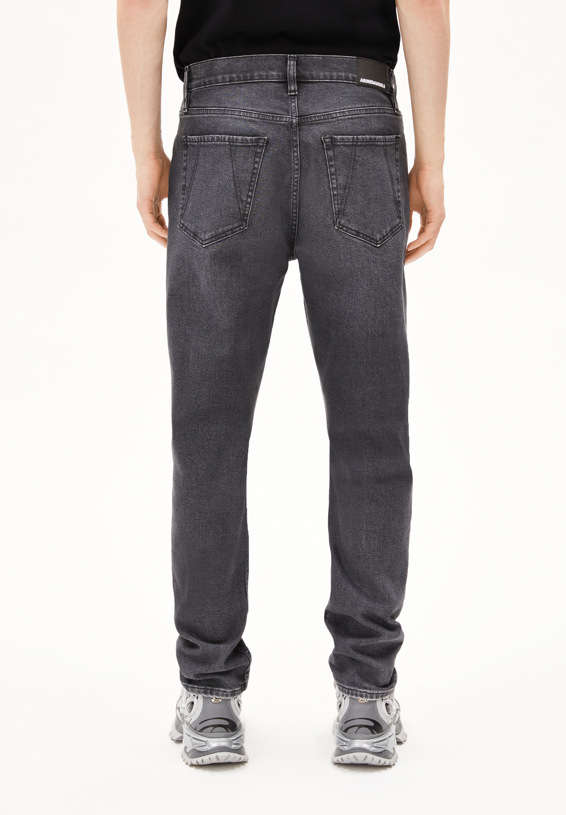 AARJO TARPA Tapered Jeans recycelter Baumwoll Mix Comfort-Stretch