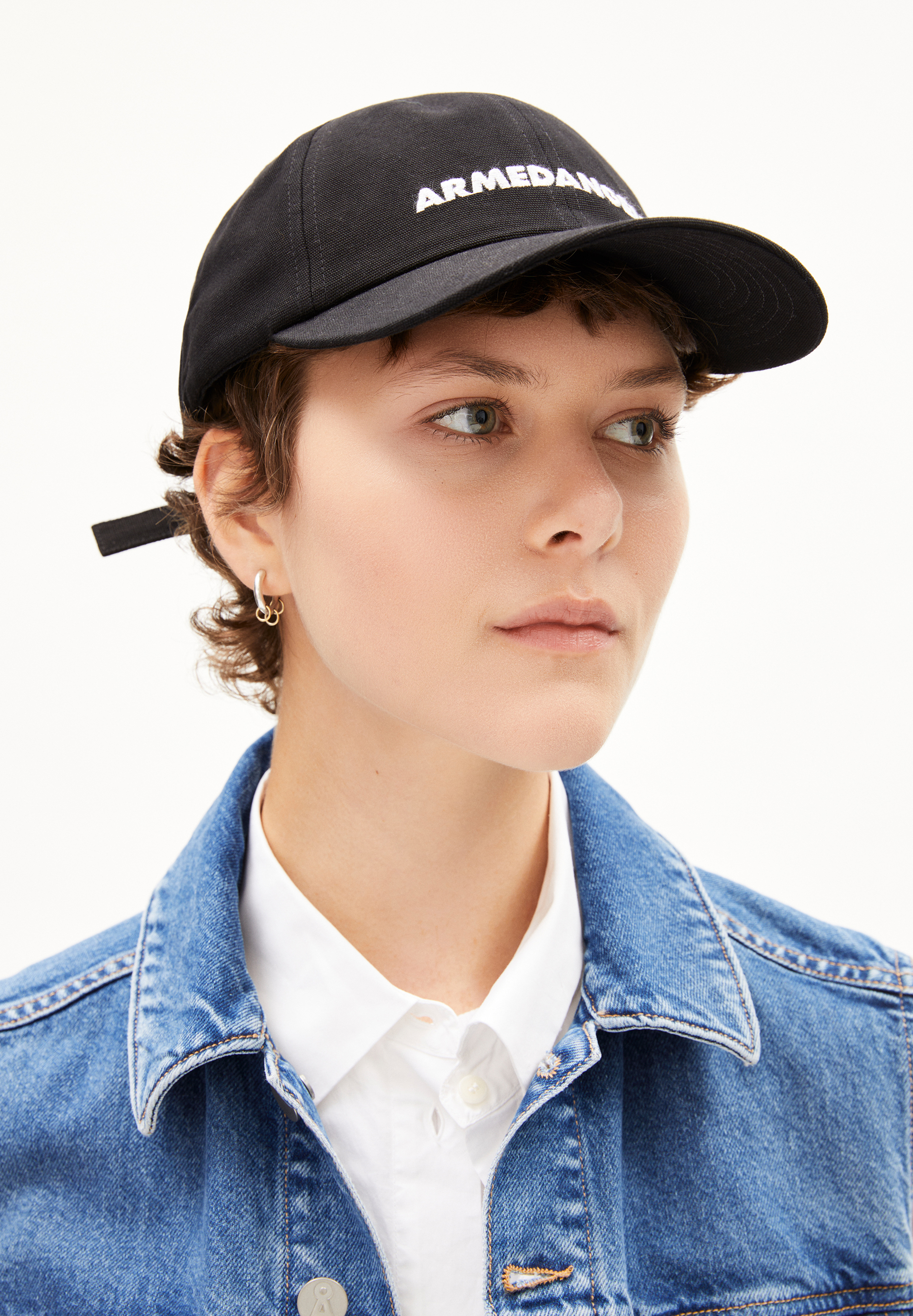 YENAAS WORD ICONIC Å Cap made of Organic Cotton