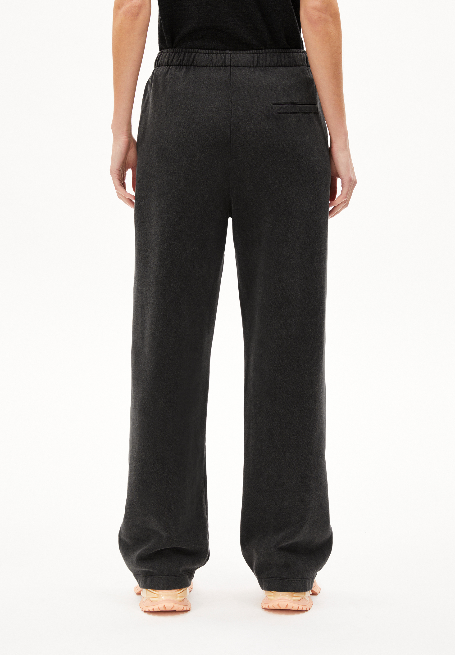 IVAARA WASH Sweat Pants made of Organic Cotton