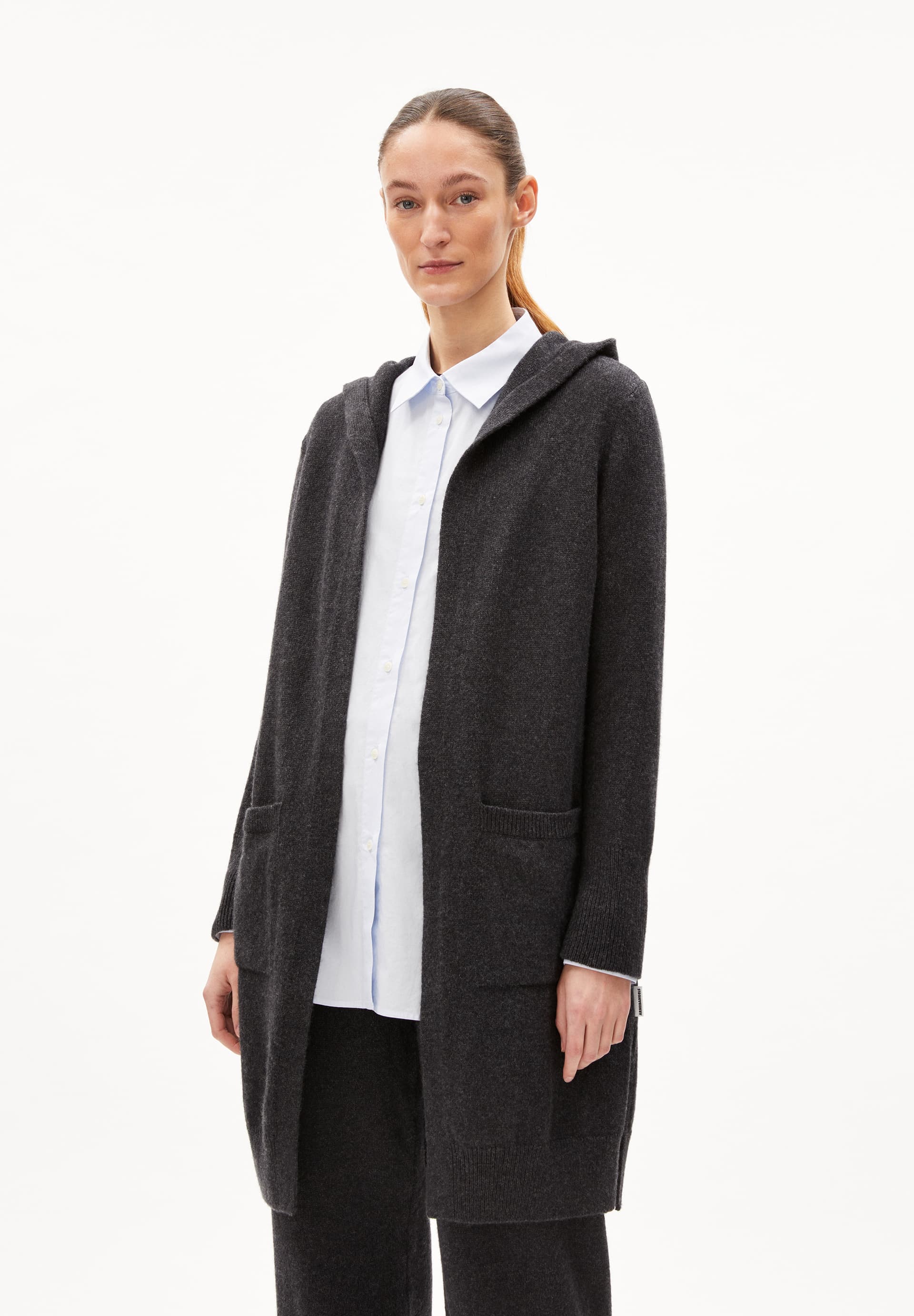 WARMAA Cardigan Relaxed Fit aus Bio-Woll Mix