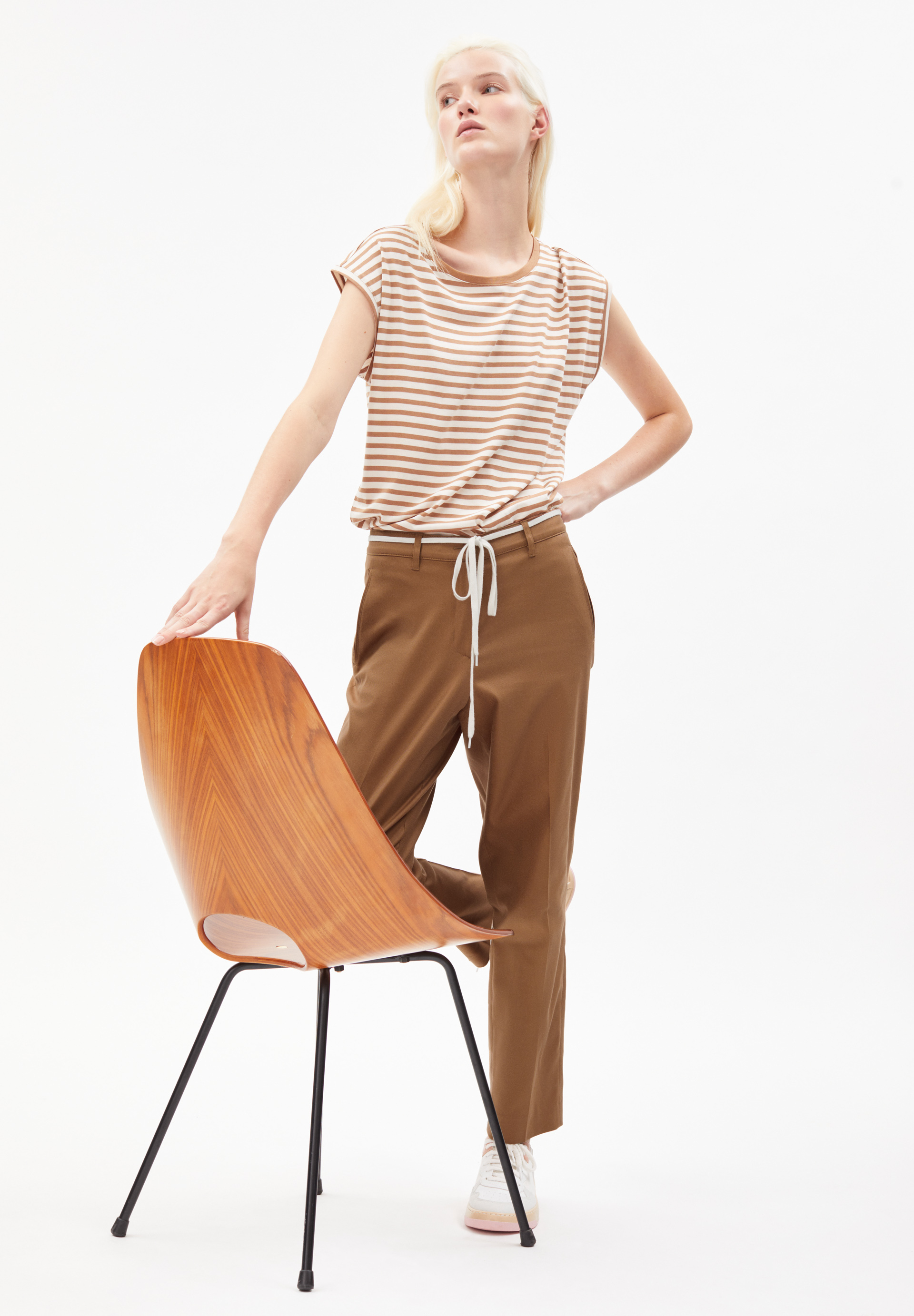 VARMAA SOLID Pants made of Organic Cotton Mix