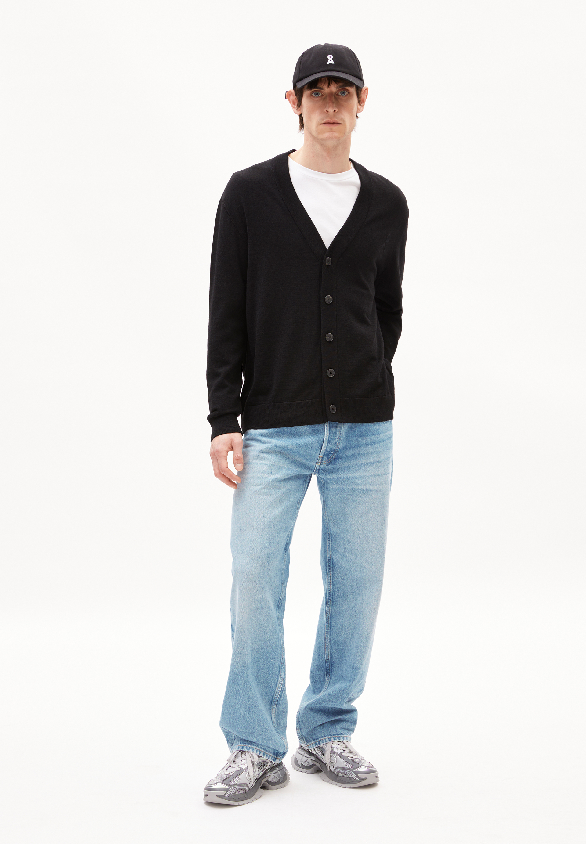 KAARDON ICONIC Cardigan Relaxed Fit made of Organic Merino Wool