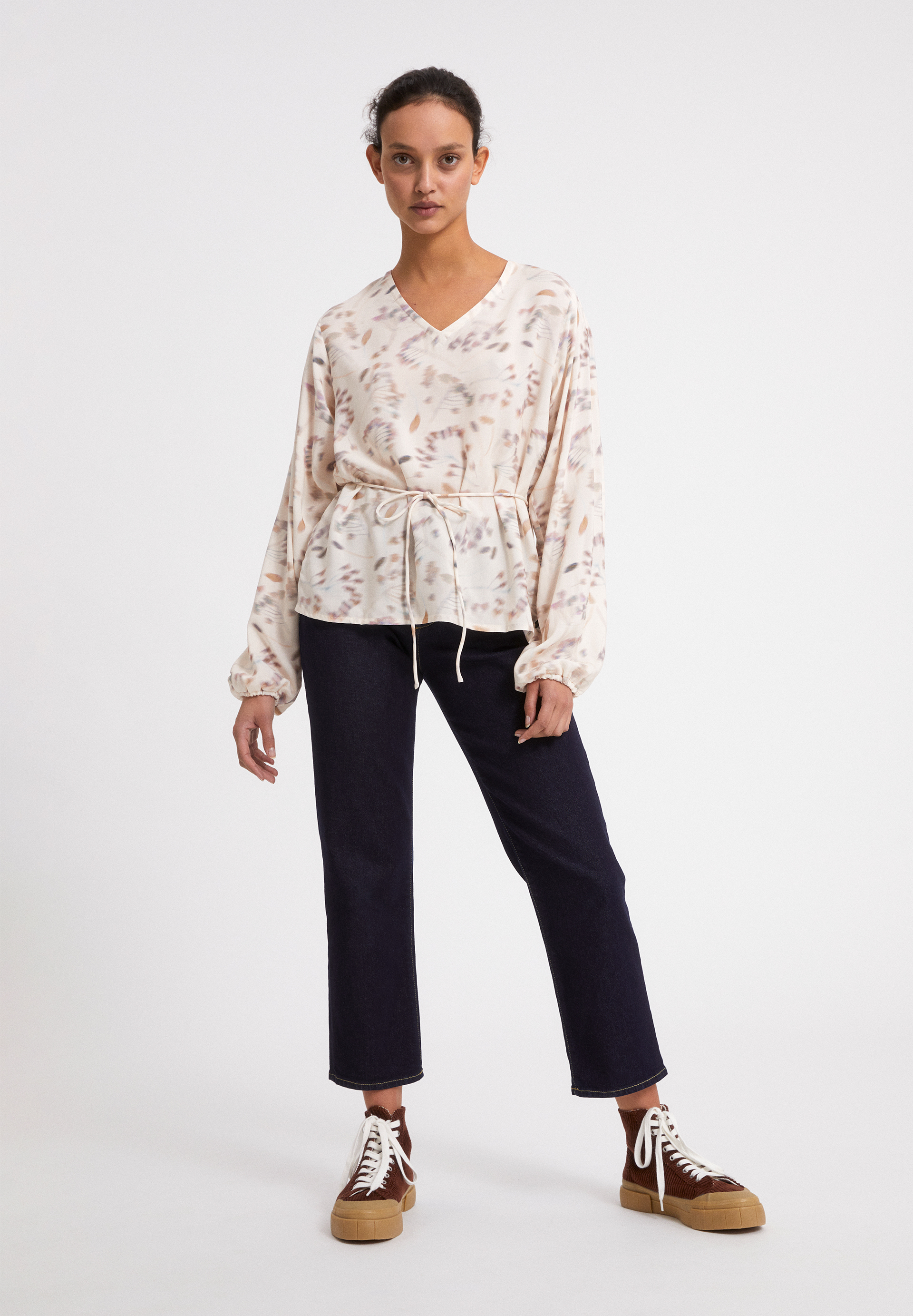 ADRIAA PRESSED FLOWERS Blouse van LENZING™ ECOVERO™