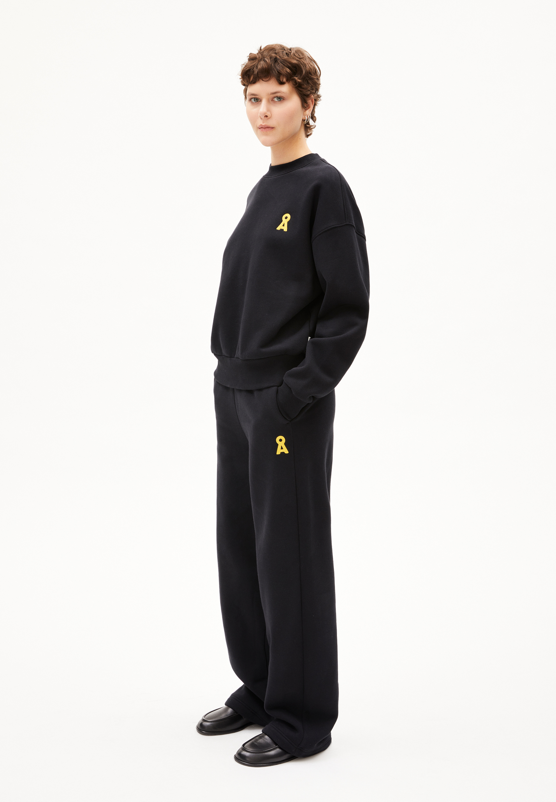 ICONIC Å ALIZAA Sweatshirt made of Organic Cotton