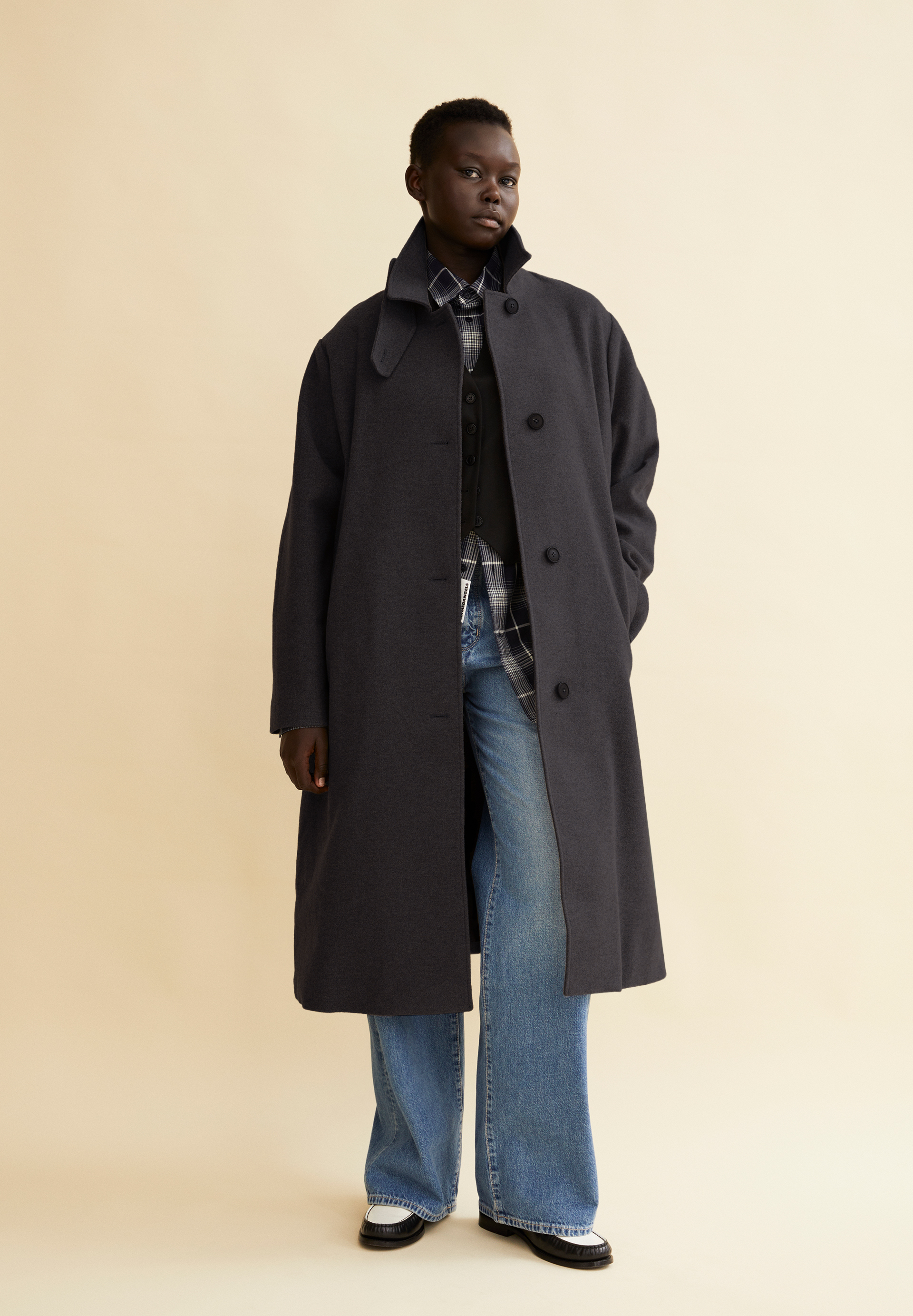 VAANOISE WOOL Coat Relaxed Fit made of recycled Wool