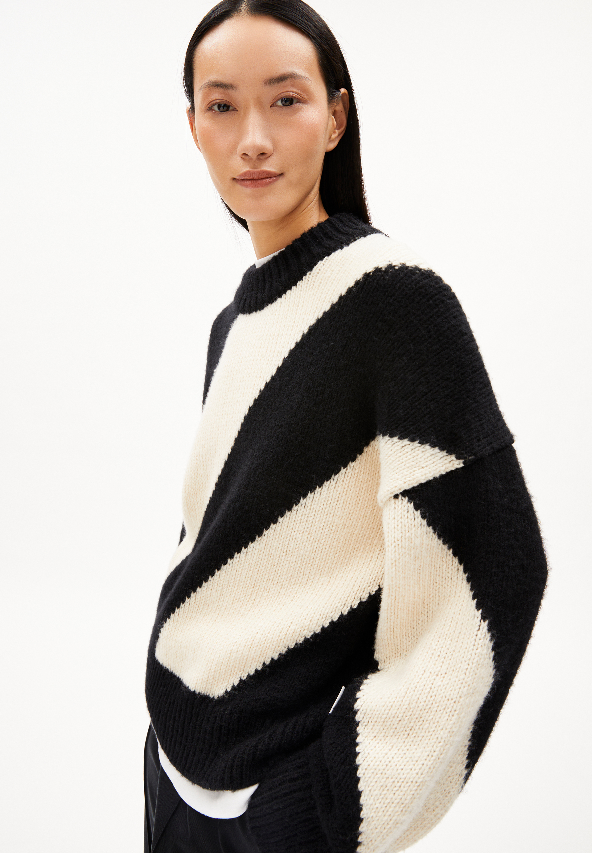 SADNAA STRIPES Sweater Oversized Fit made of Merino-Wool Mix