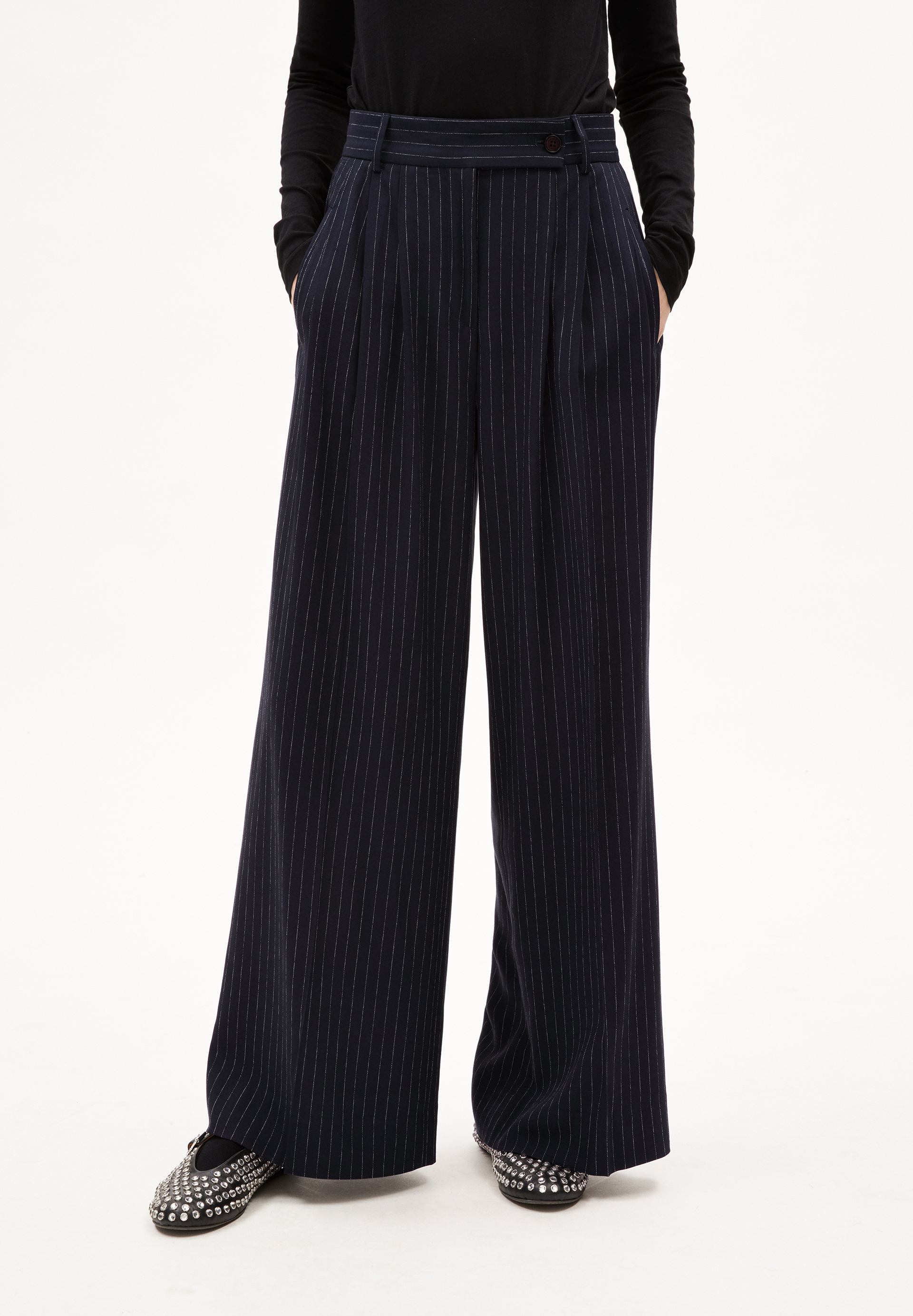 KAAYUA PINSTRIPE Woven Pants made of LENZING™ ECOVERO™ Viscose Mix