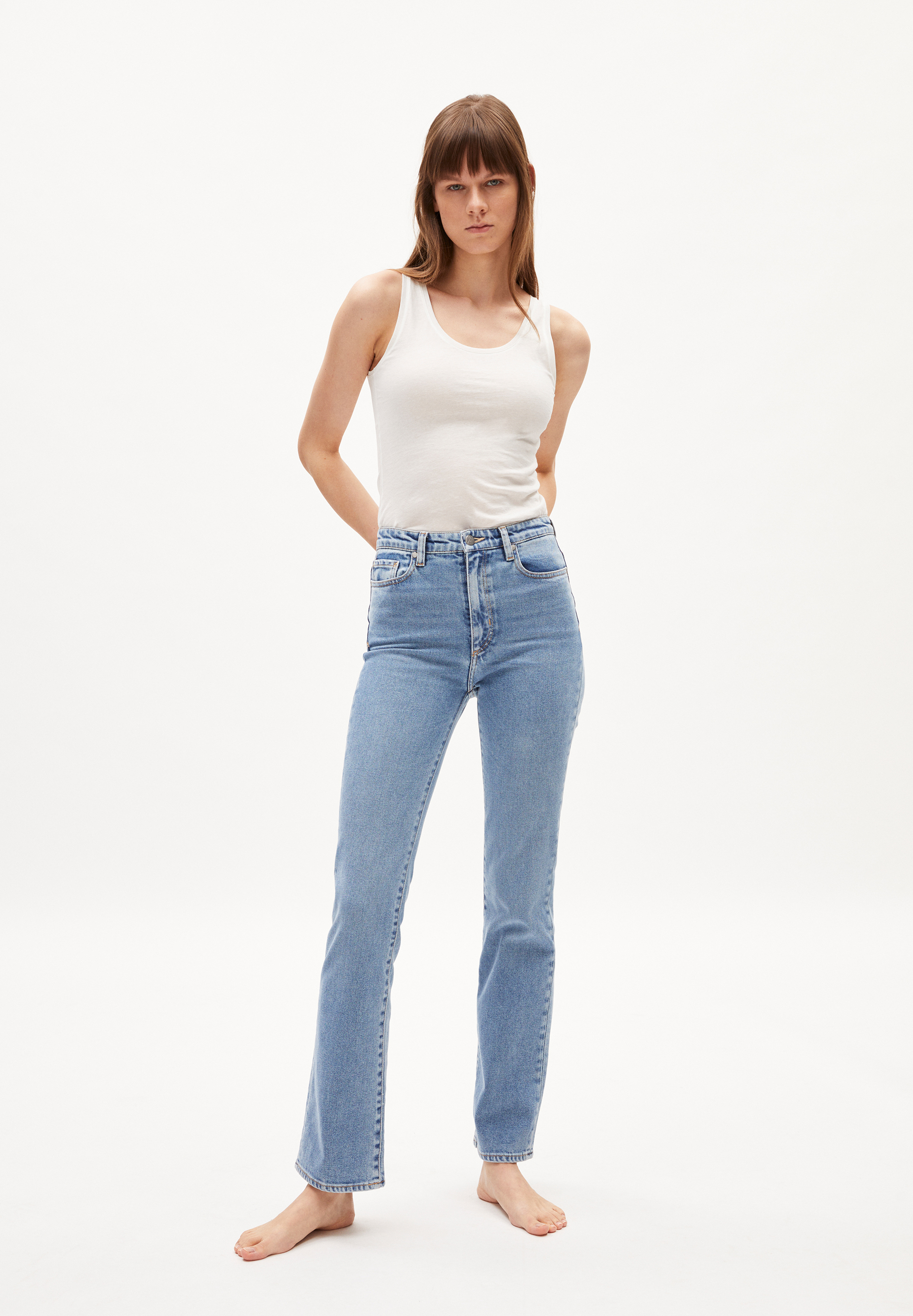 Jeans LINNAA blue von easy in ARMEDANGELS