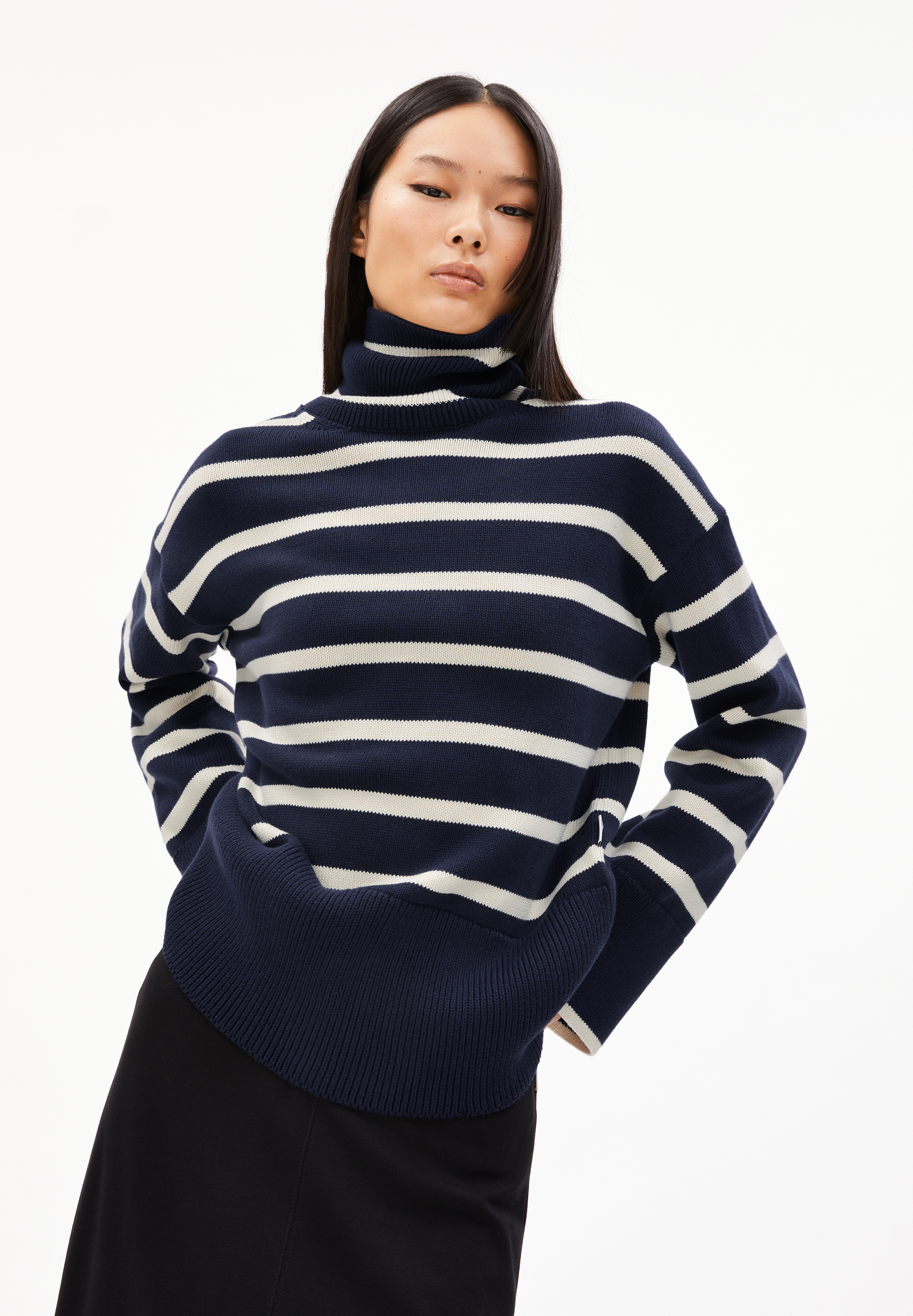 CHANAA STRIPES Pullover Loose Fit aus Bio-Baumwolle