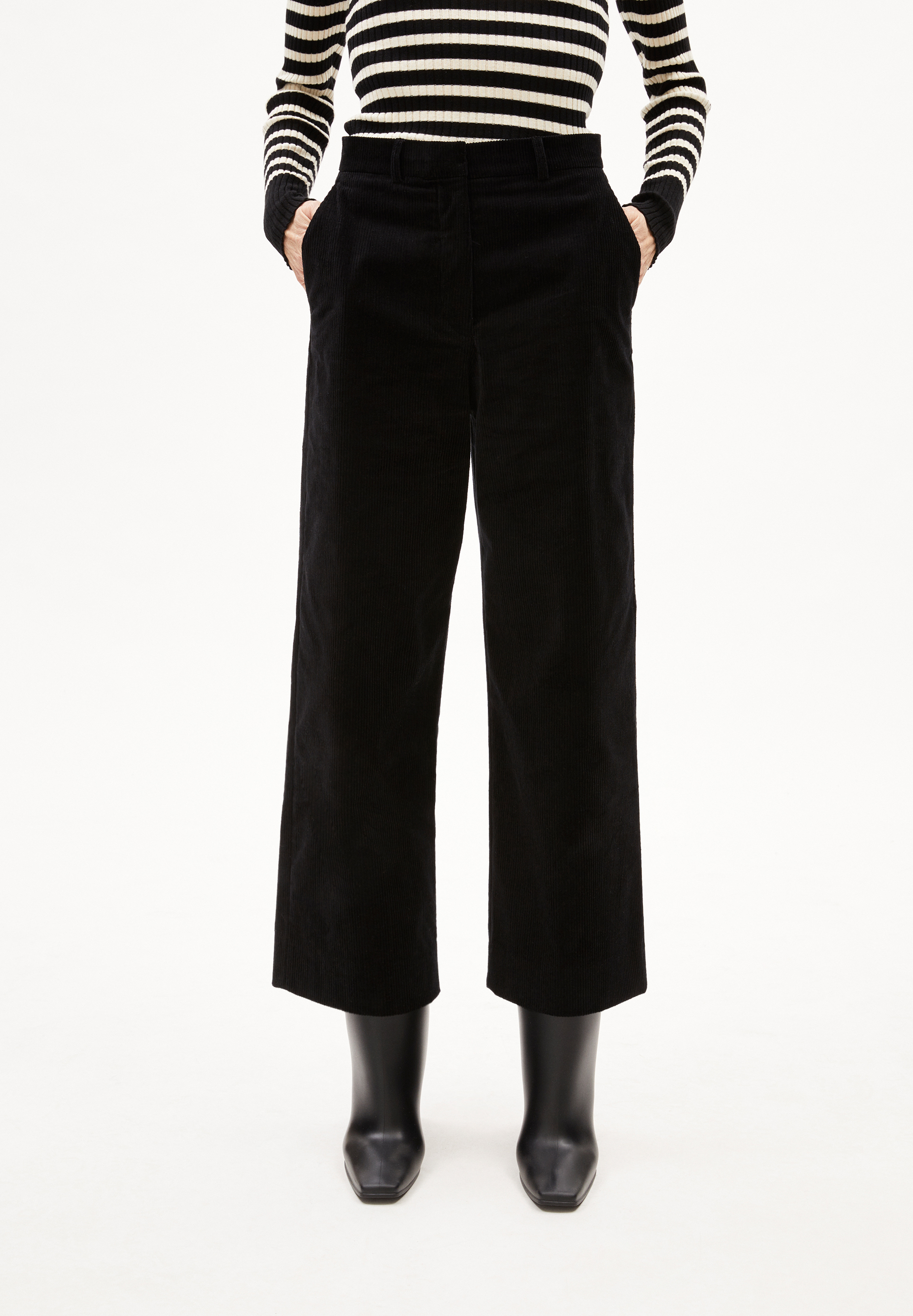 JAALMA CORDUROY Woven Pants made of Organic Cotton Mix