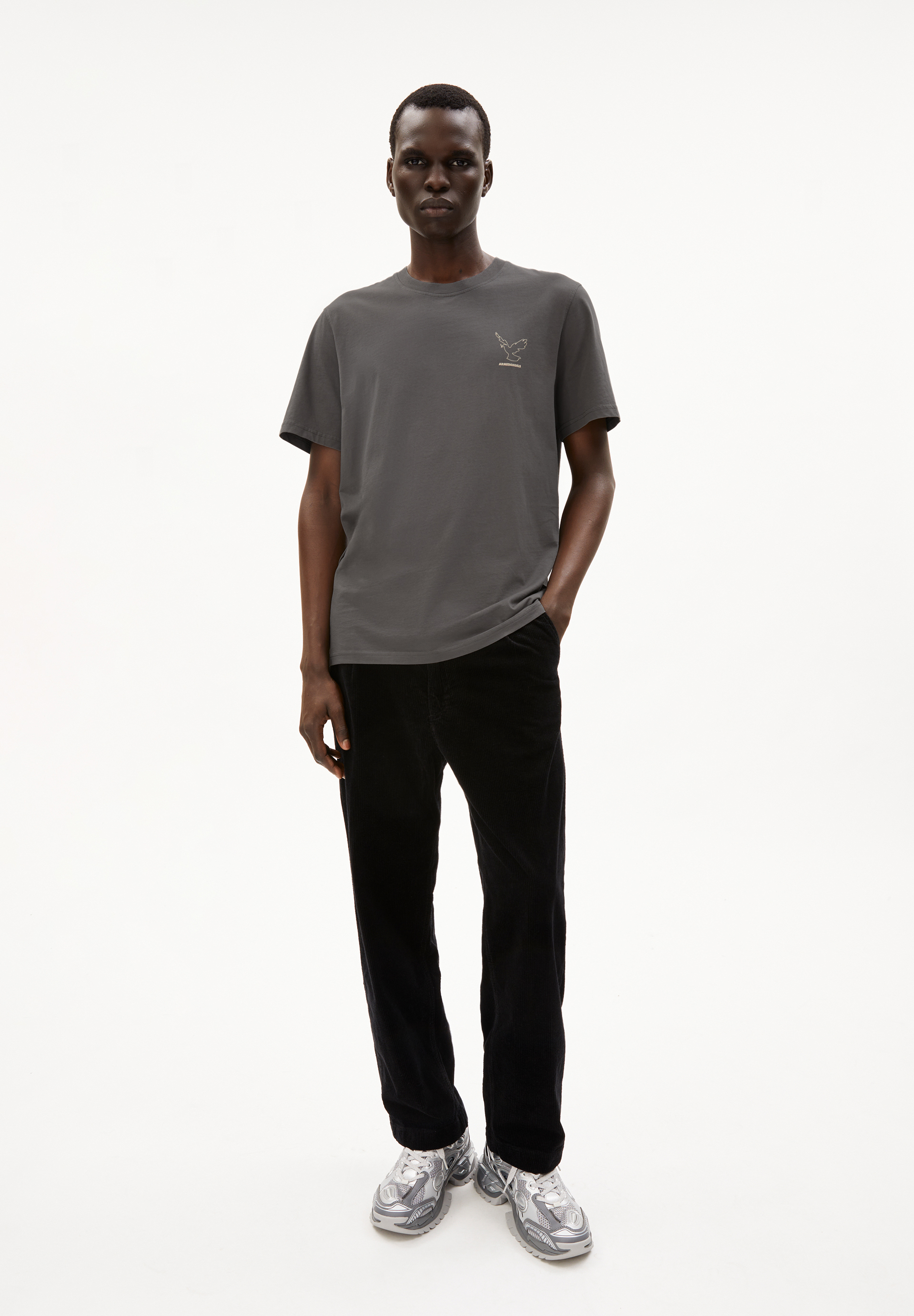 AADONI NESTLING T-Shirt Relaxed Fit made of Organic Cotton