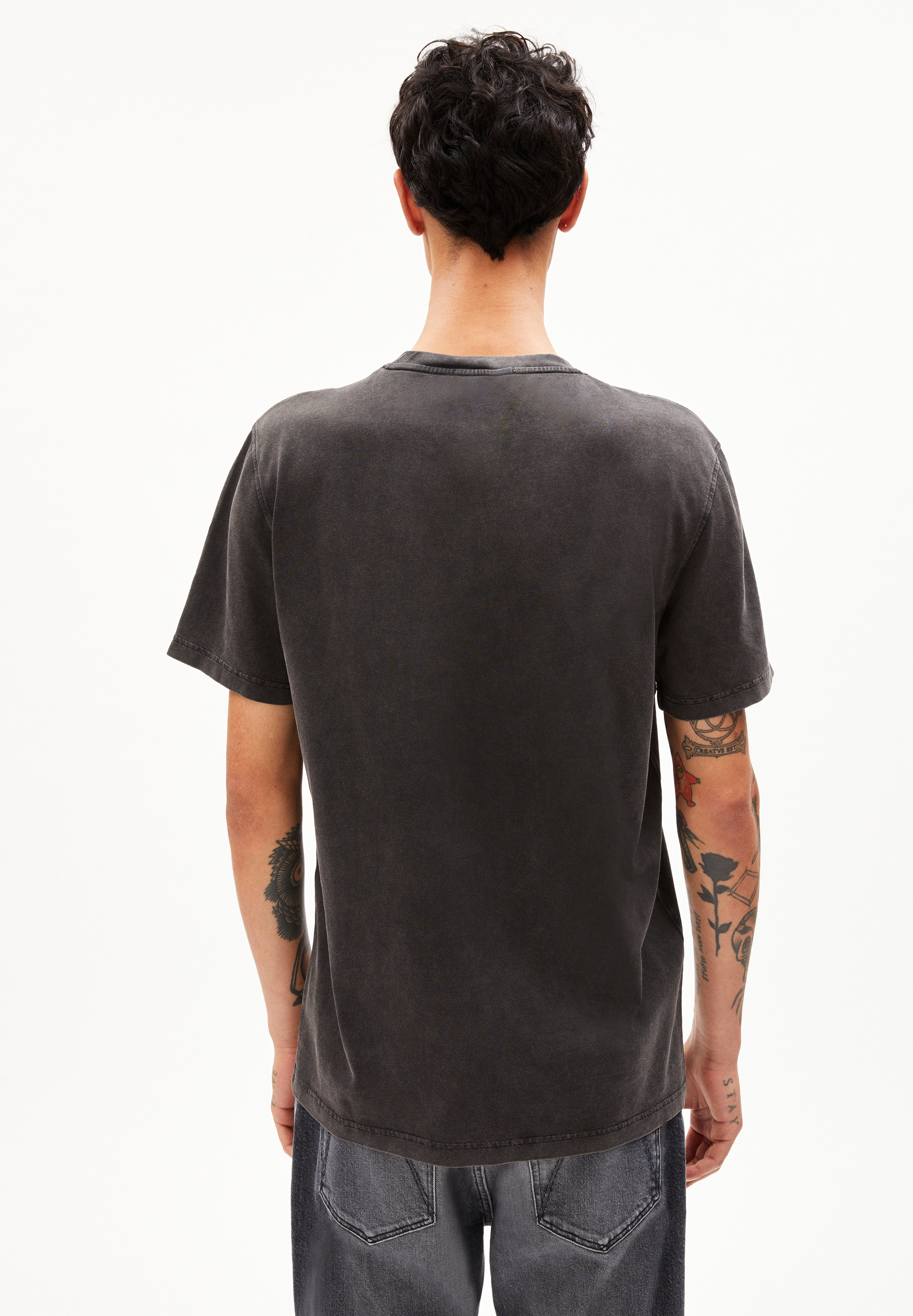 TAALU GMT DYE Heavyweight T-Shirt Relaxed Fit aus Bio-Baumwolle