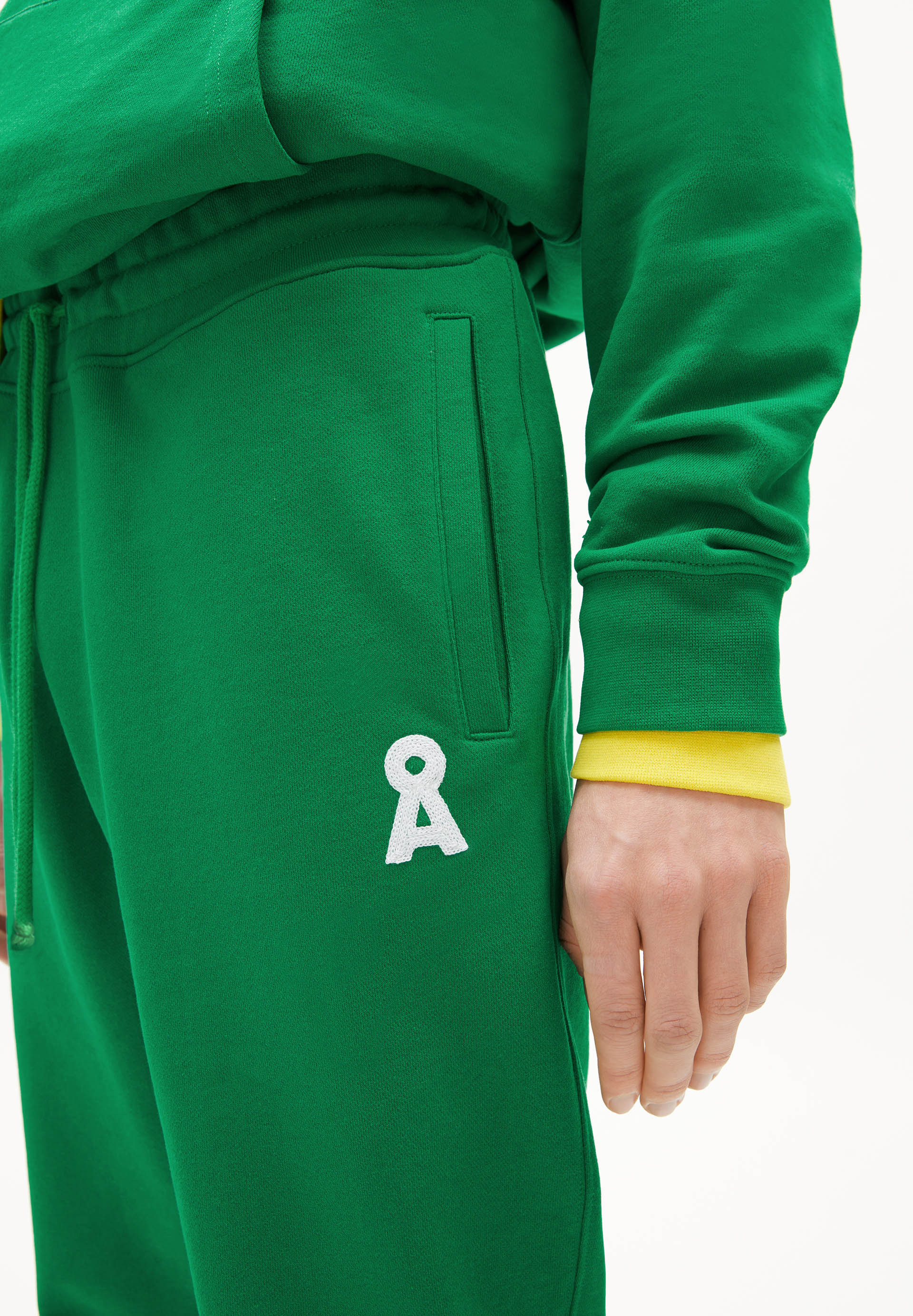 AAIKE ICONIC CAPSULE Heavyweight Sweat Pants Regular Fit made of Organic Cotton Mix