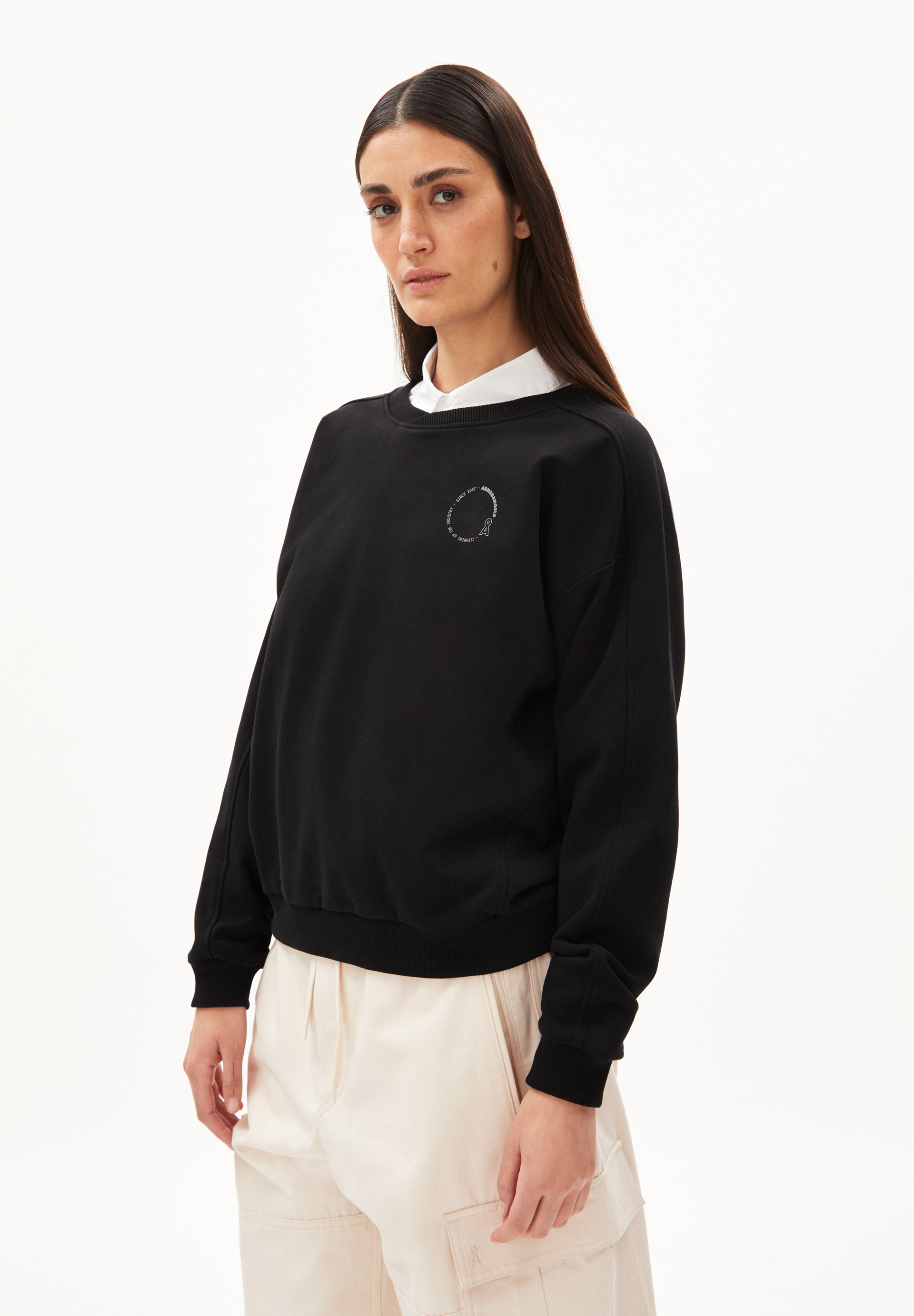 ZAYAA CIRCLE Sweatshirt met loose fit van biologische katoenmix