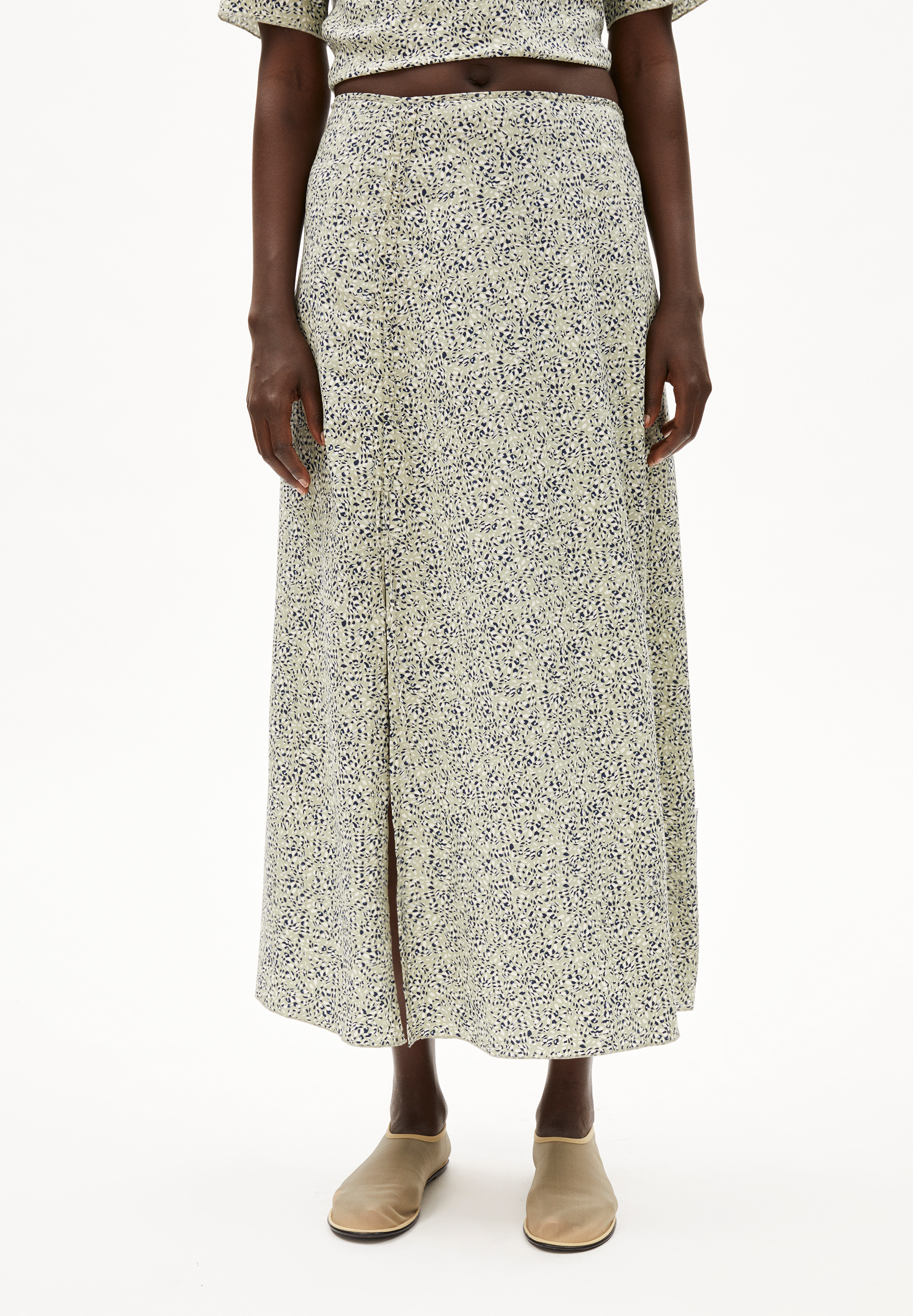 WOLAA WATERDROP Woven Skirt made of TENCEL™ Lyocell