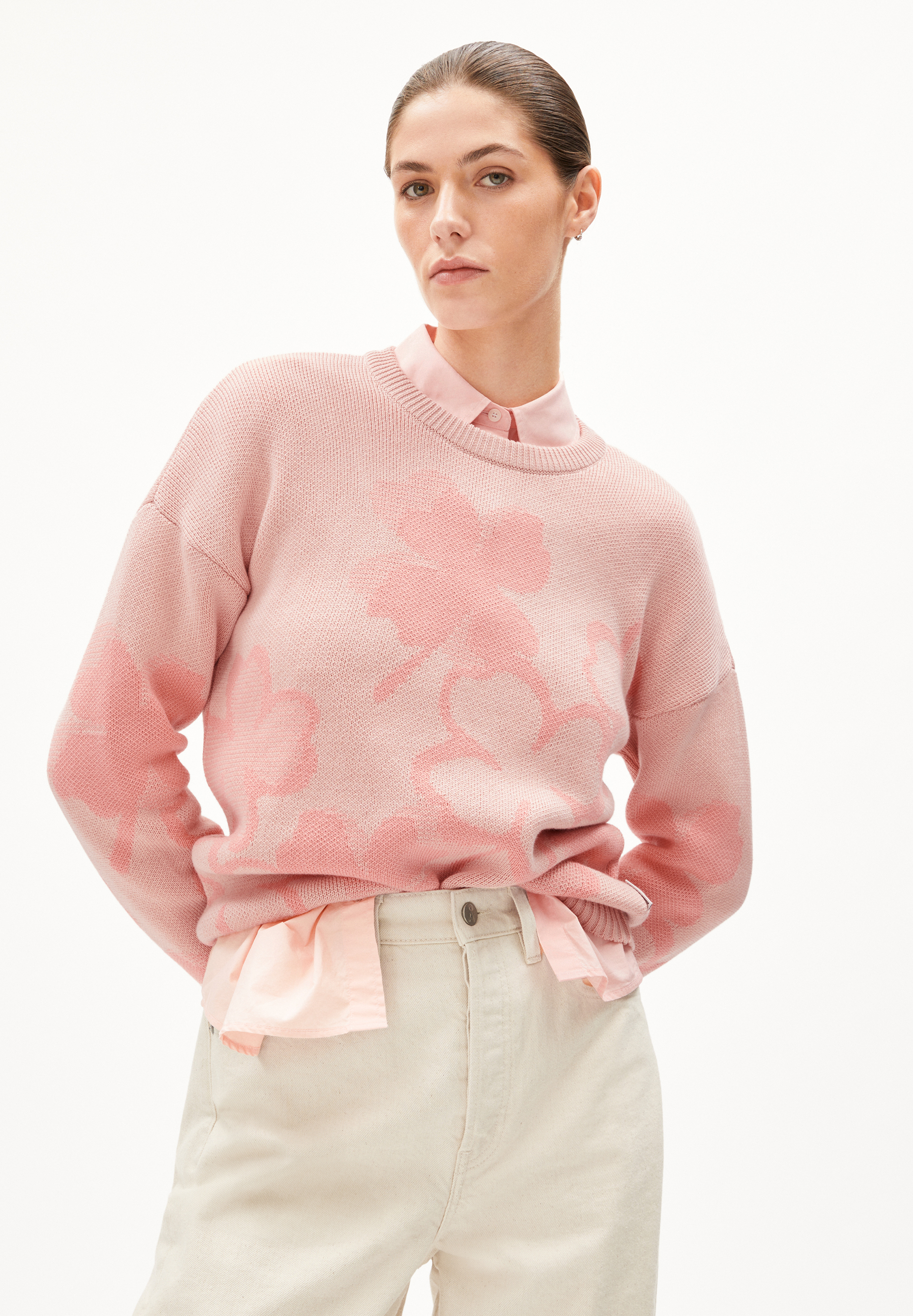 OLESSYAA CLOVER Pullover aus Bio-Baumwolle