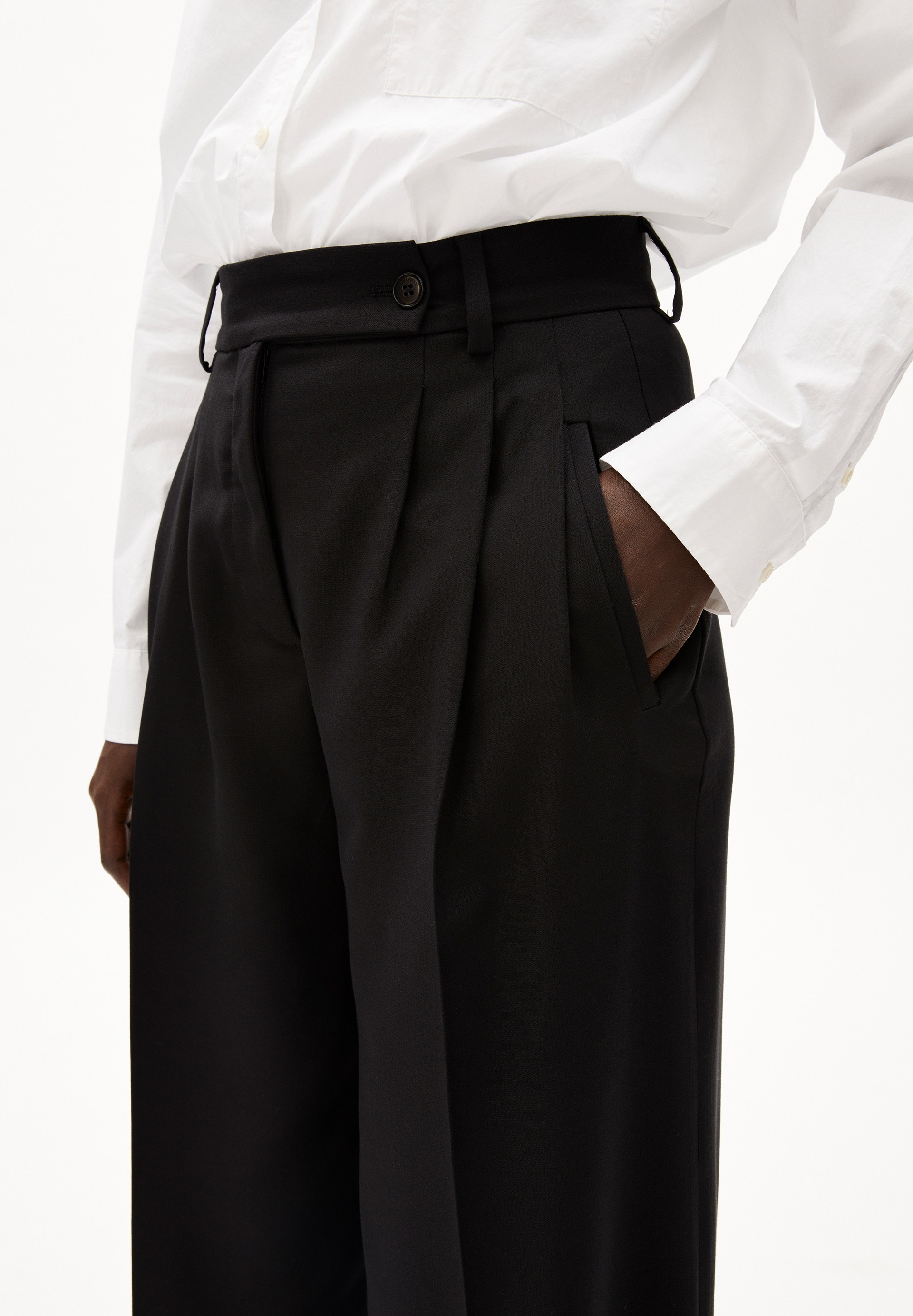 KAAYUA Pantalon en toile en viscose LENZING™ ECOVERO™ mélangée