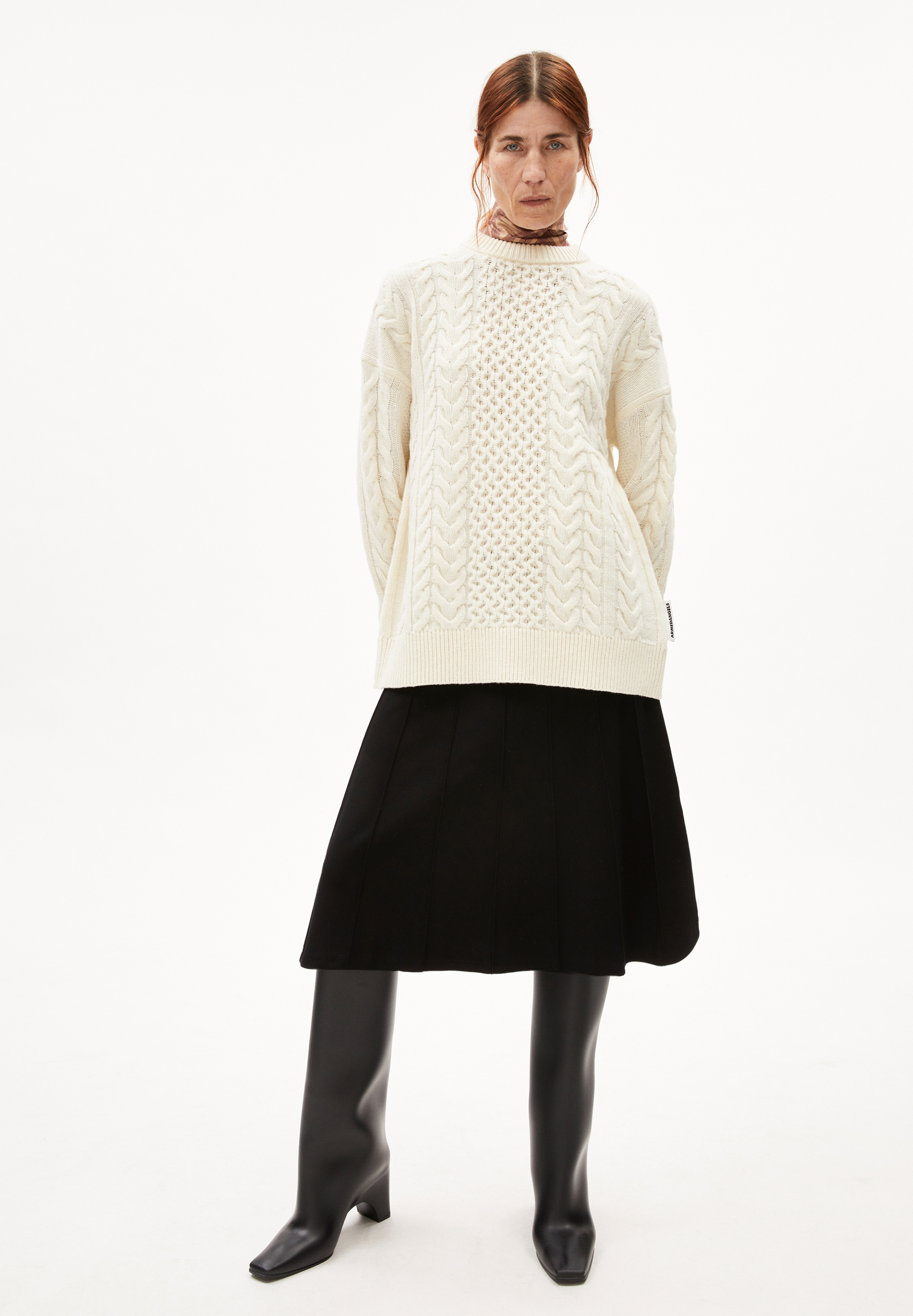 BERFINAA CABLE Sweater Loose Fit made of Organic Wool Mix