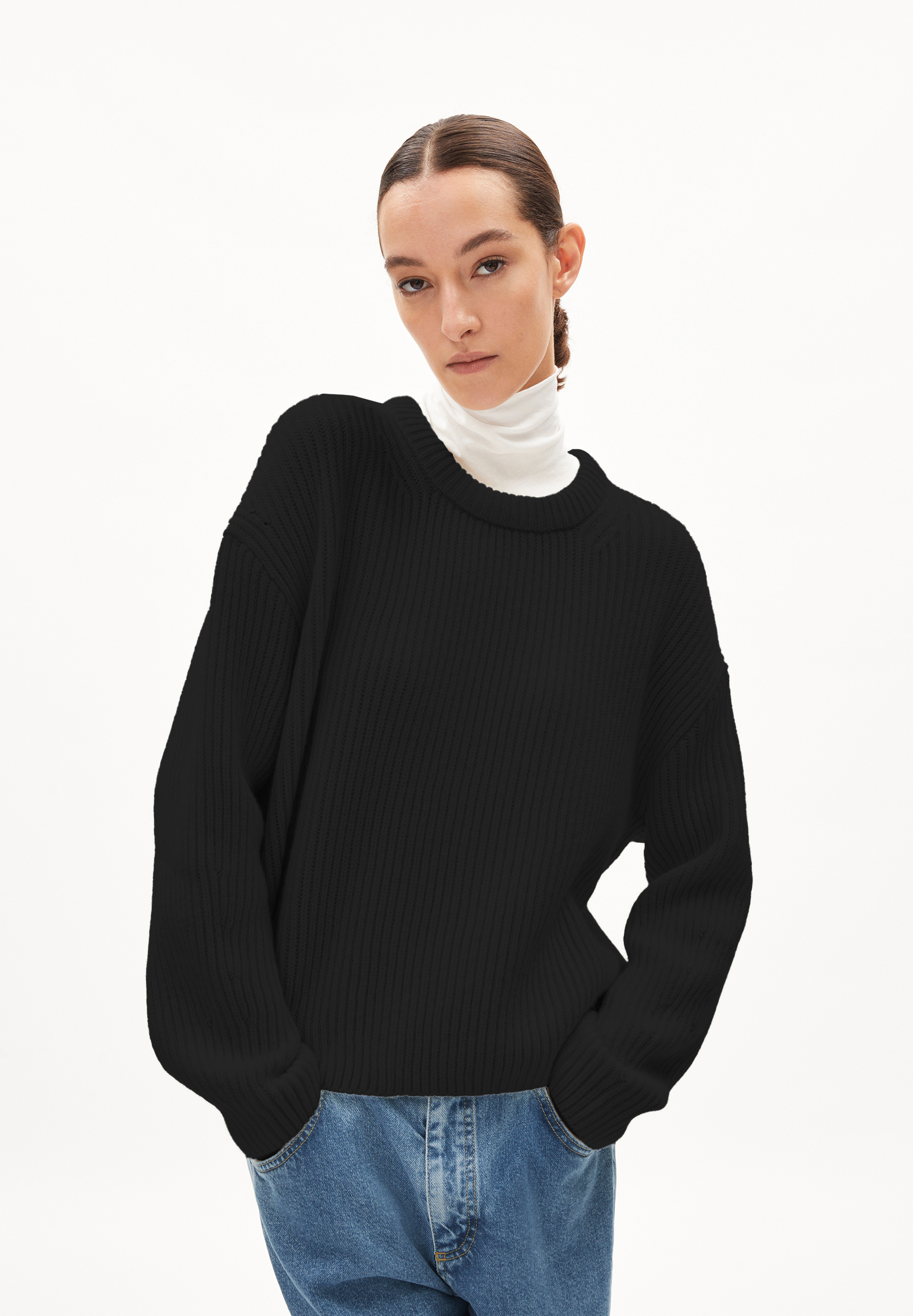 NAARUKO Pullover Loose Fit aus Bio-Woll Mix