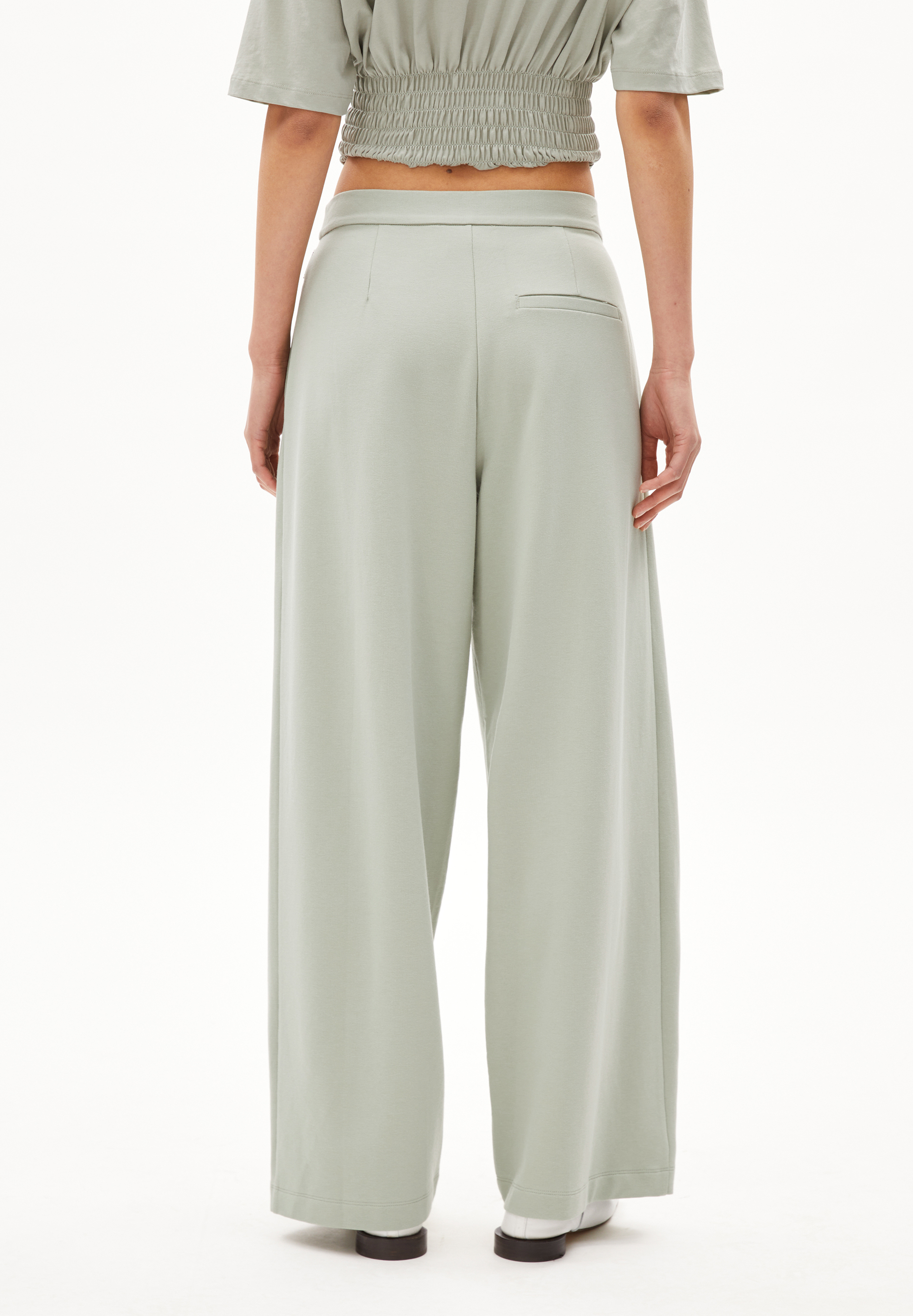 LIRAA LOU WIDELEG Pantalon en jersey en coton bio mélangé