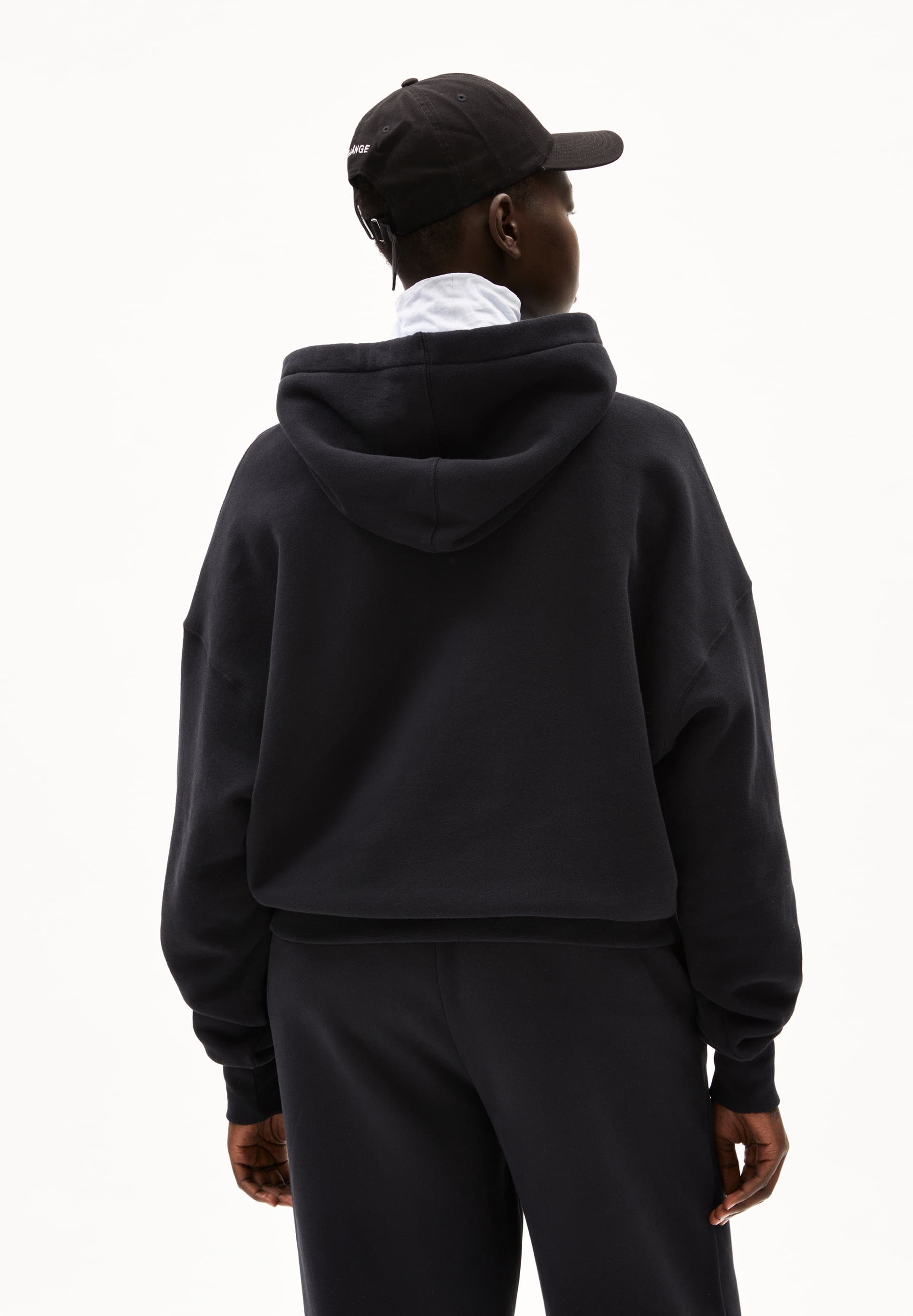 FRANCISARAA Sweathoodie Oversized Fit made of Organic Cotton