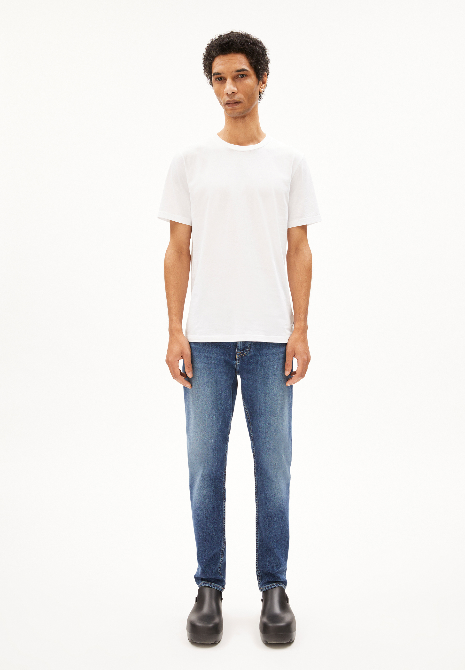 AARJO TARPA Tapered Jeans recycelter Baumwoll Mix Comfort-Stretch