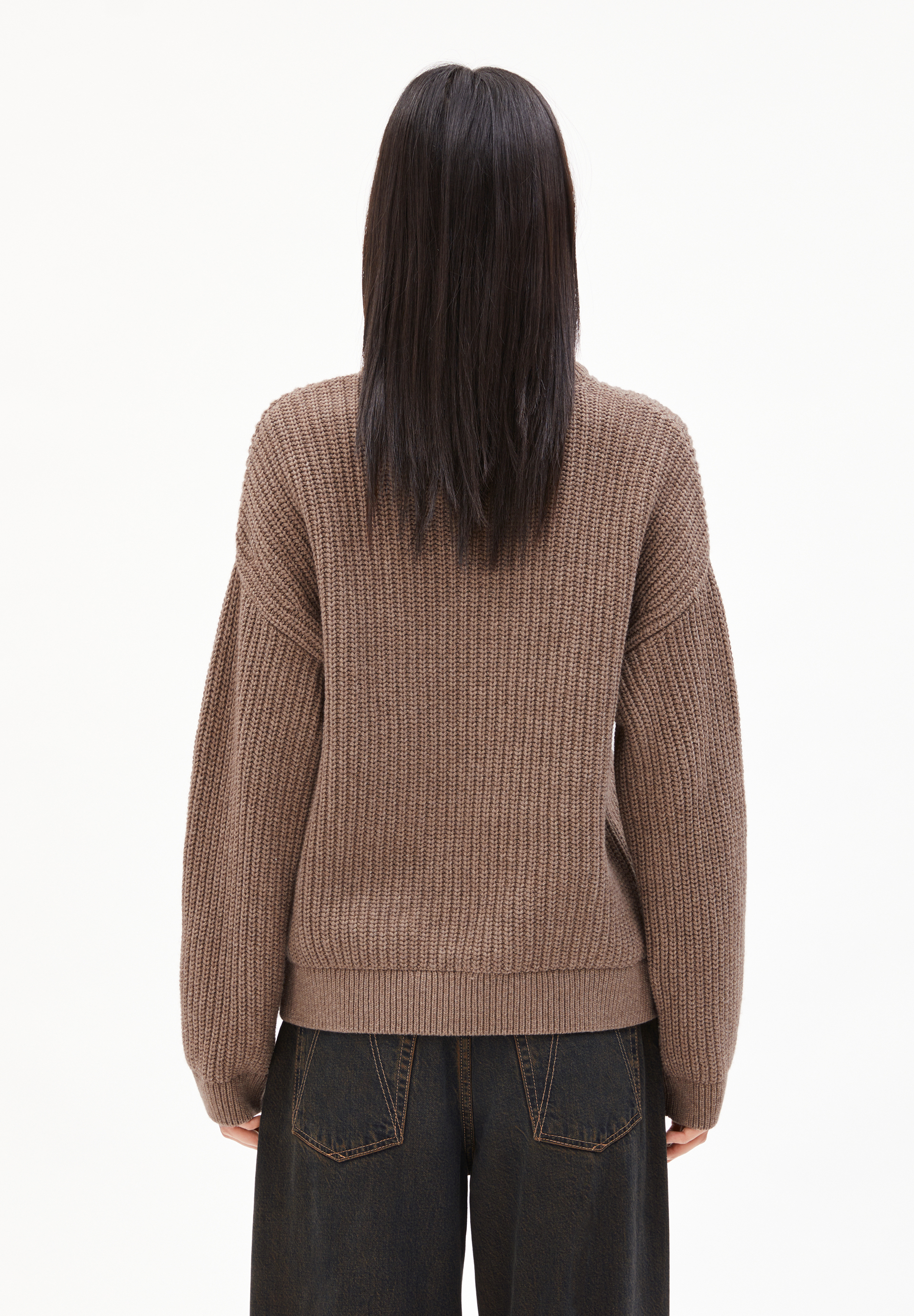 MIYAAR SOLID Pullover Loose Fit aus Bio-Woll Mix