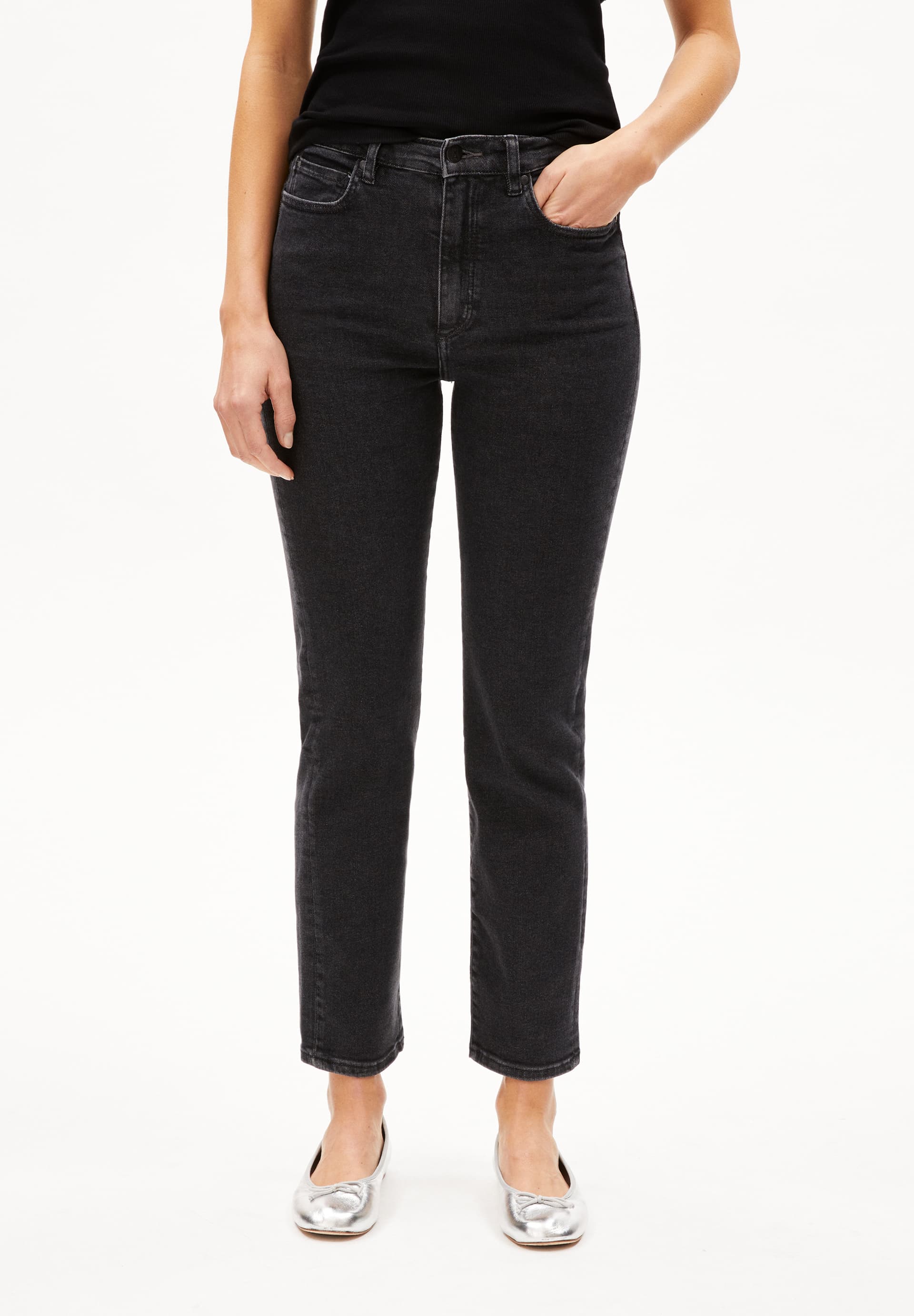 LEJAANI - Frauen Slim Fit Jeans - schwarz