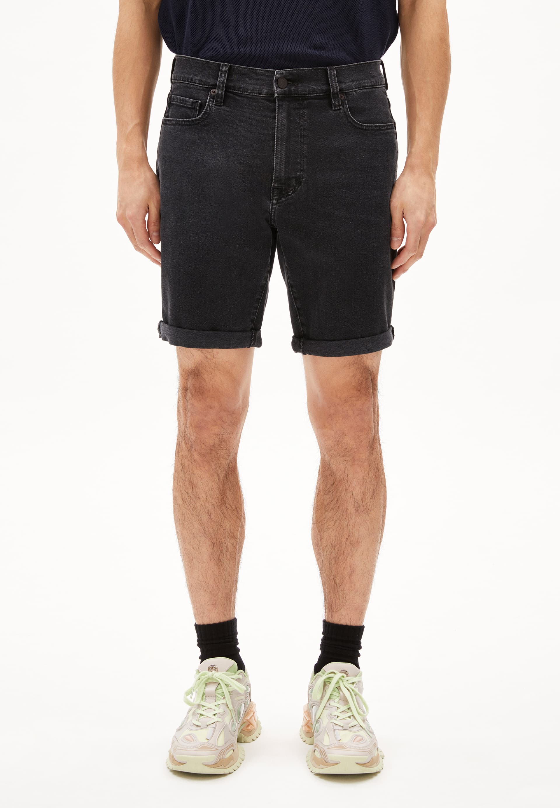 NAAILO - Männer Slim Fit Shorts - schwarz