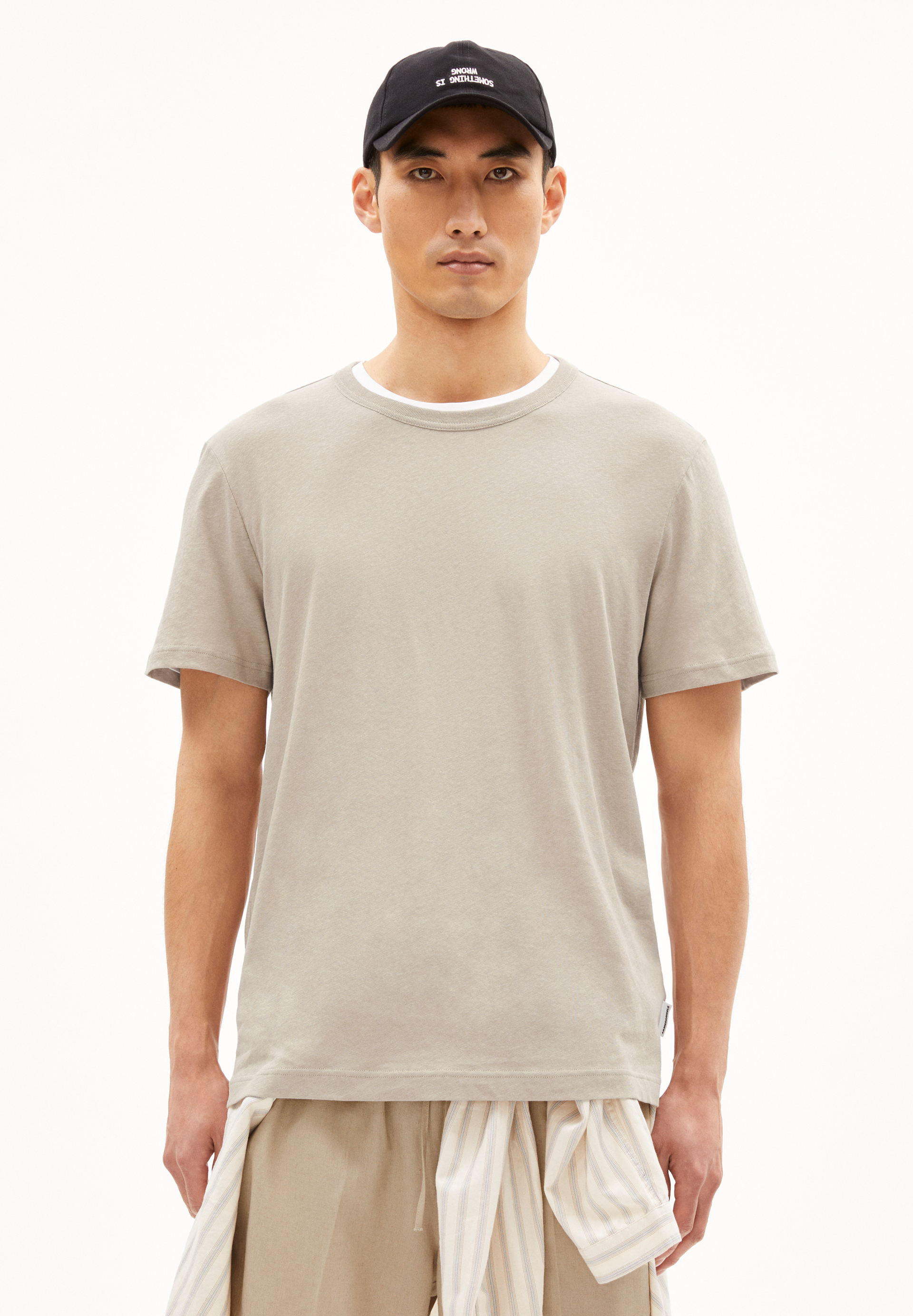 MAARKOS LINO - Männer Relaxed Fit T-Shirt - beige