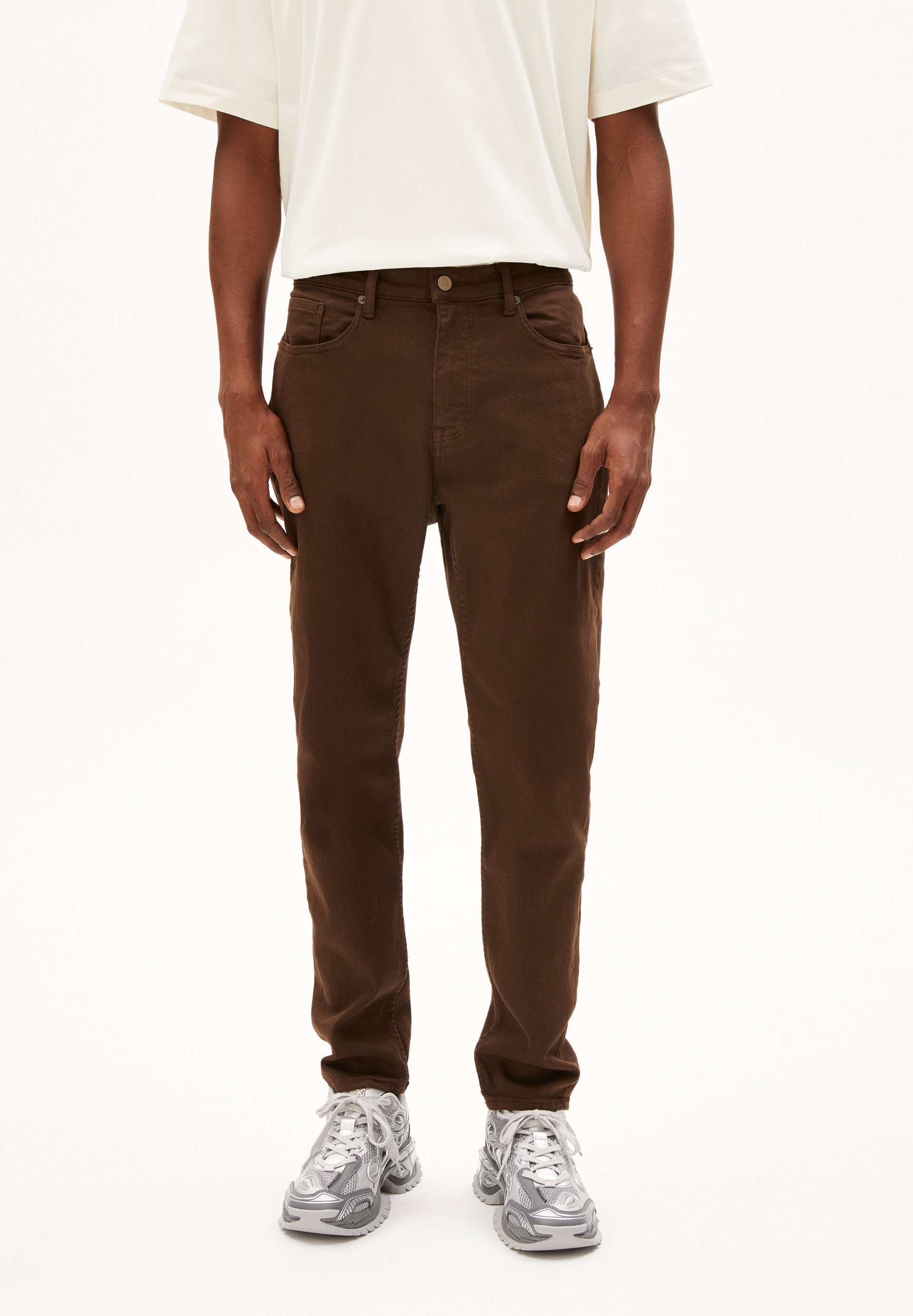 AARJO TARPA GMT DYE - Männer Regular Fit Jeans - braun