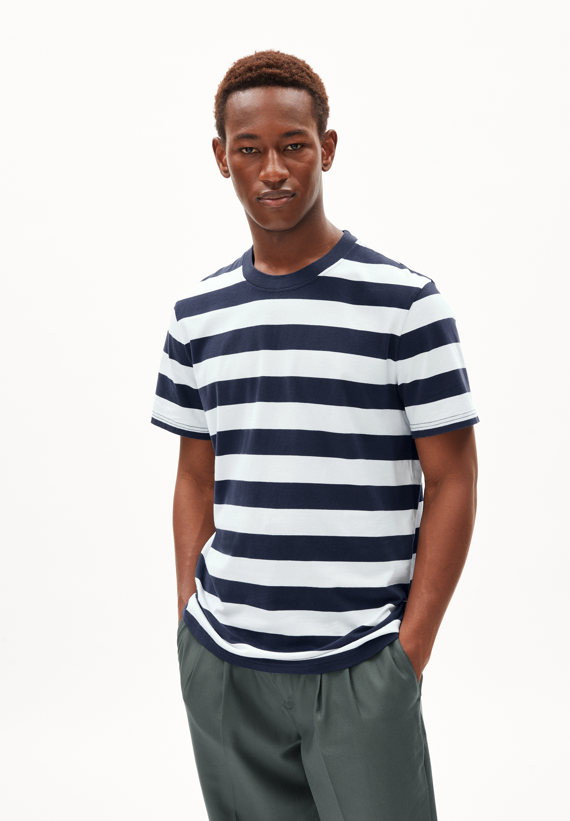 BAHAAR STRIPES - Männer Relaxed Fit T-Shirt - mehrfarbig