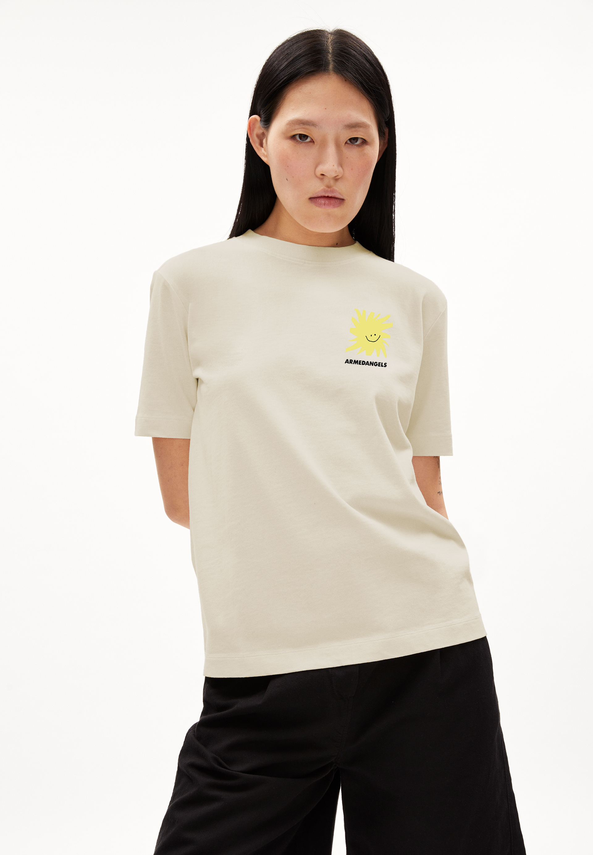 TARJAA SMILE - Frauen Loose Fit T-Shirt - beige