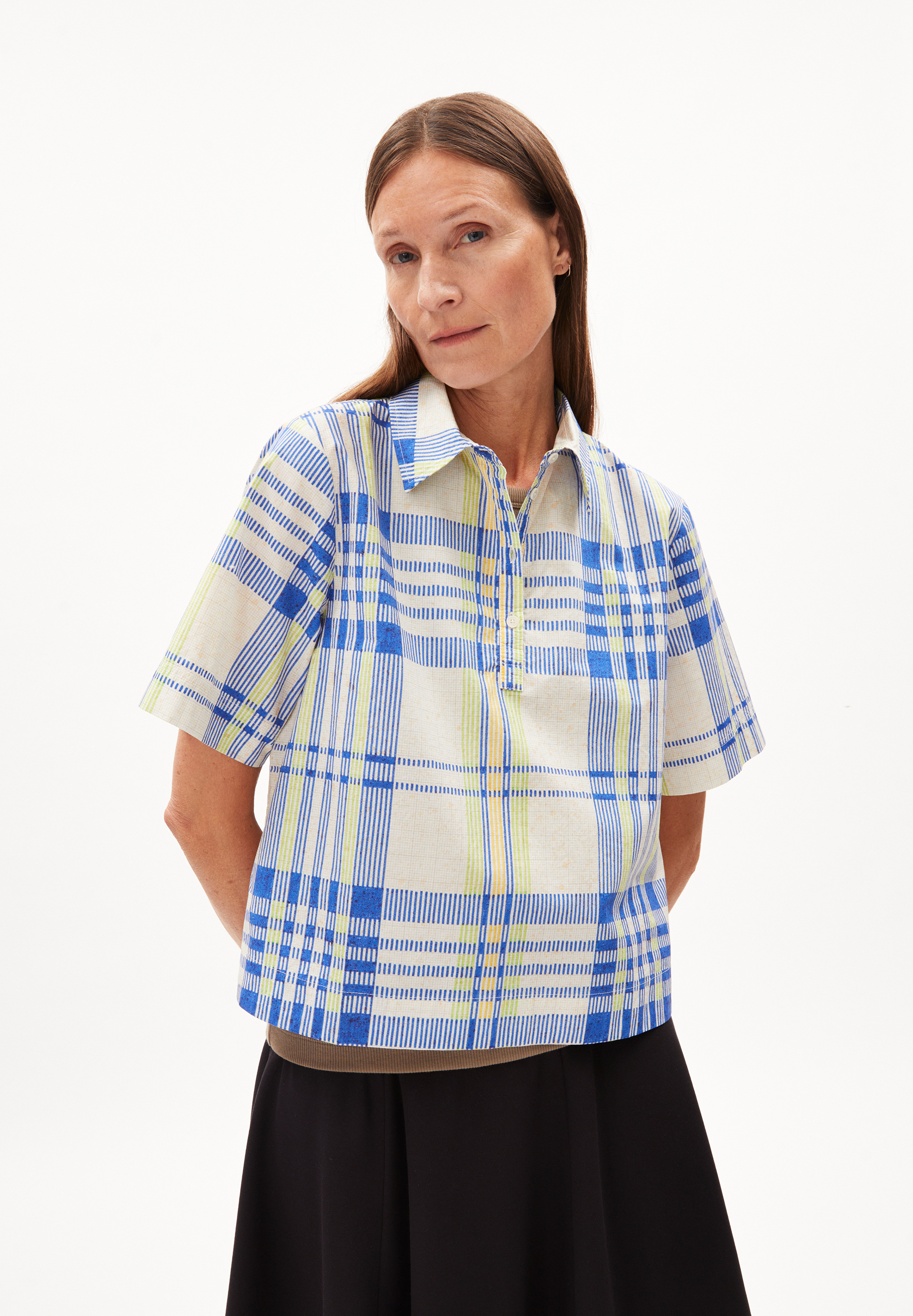 NELINAA COLLEGE CHECK - Frauen Relaxed Fit Bluse - beige