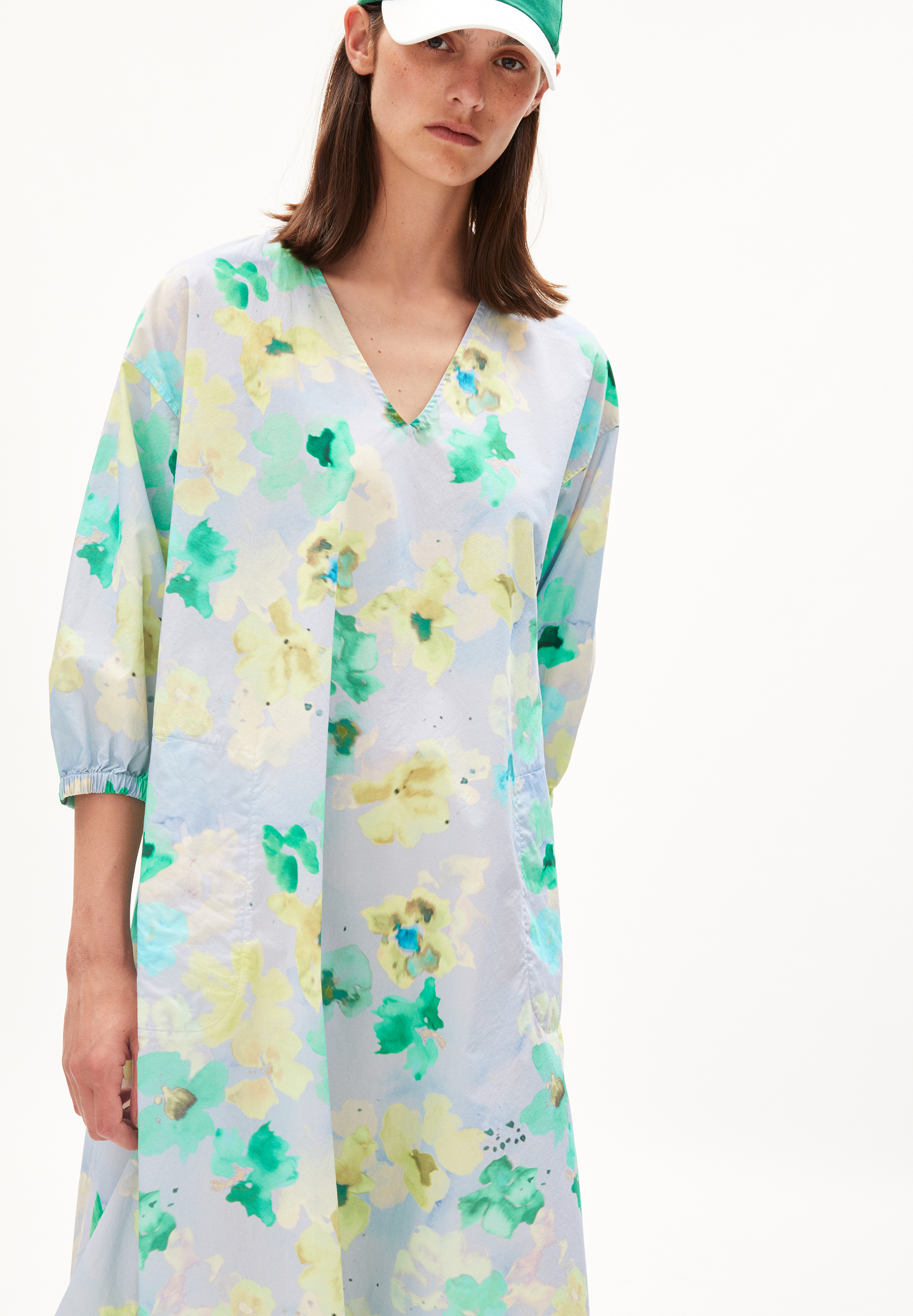 AARVILIN AQUA FLORAL - Frauen Oversized Fit Kleid - blau