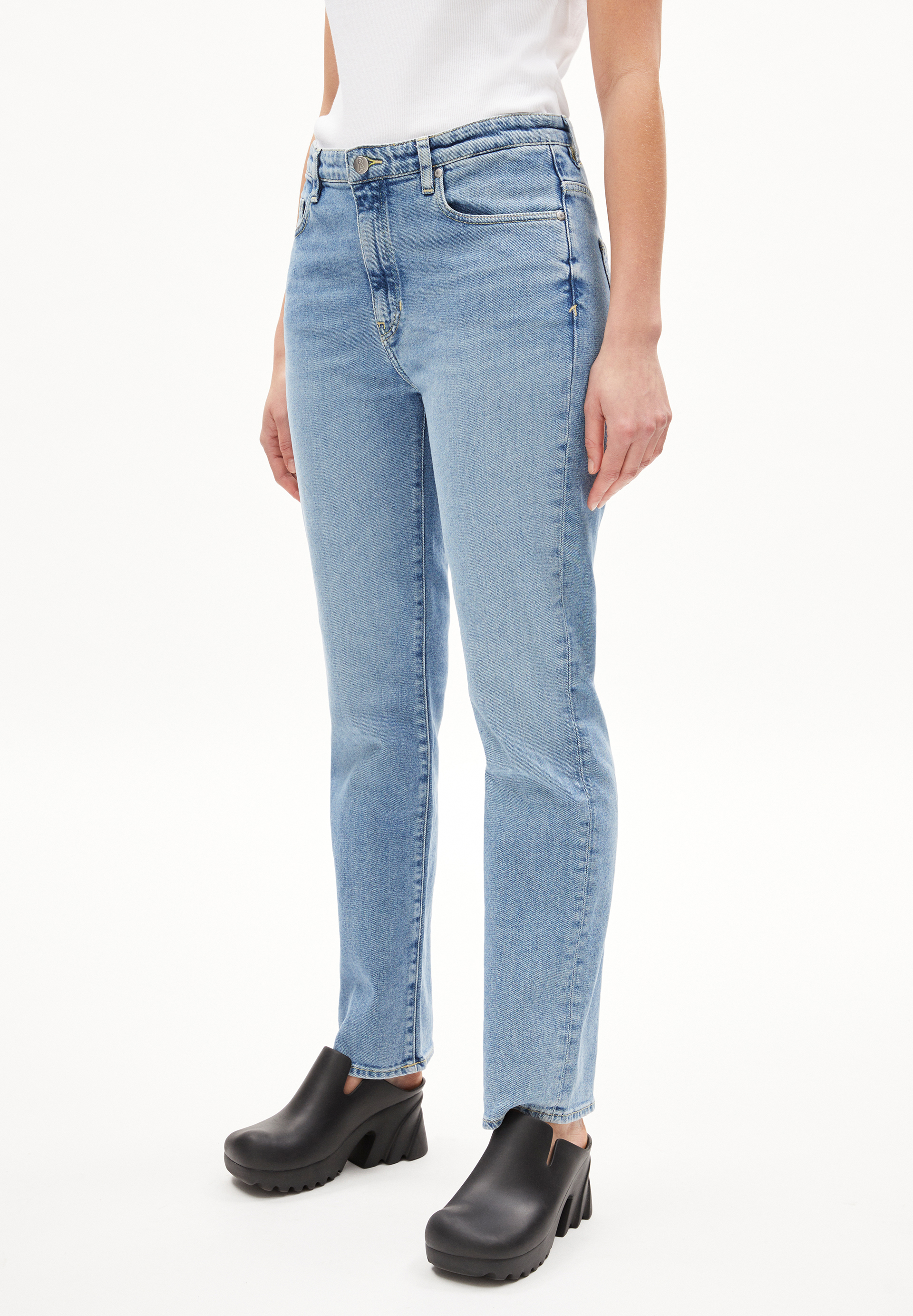 CARENAA - Frauen Straight Fit Jeans - blau