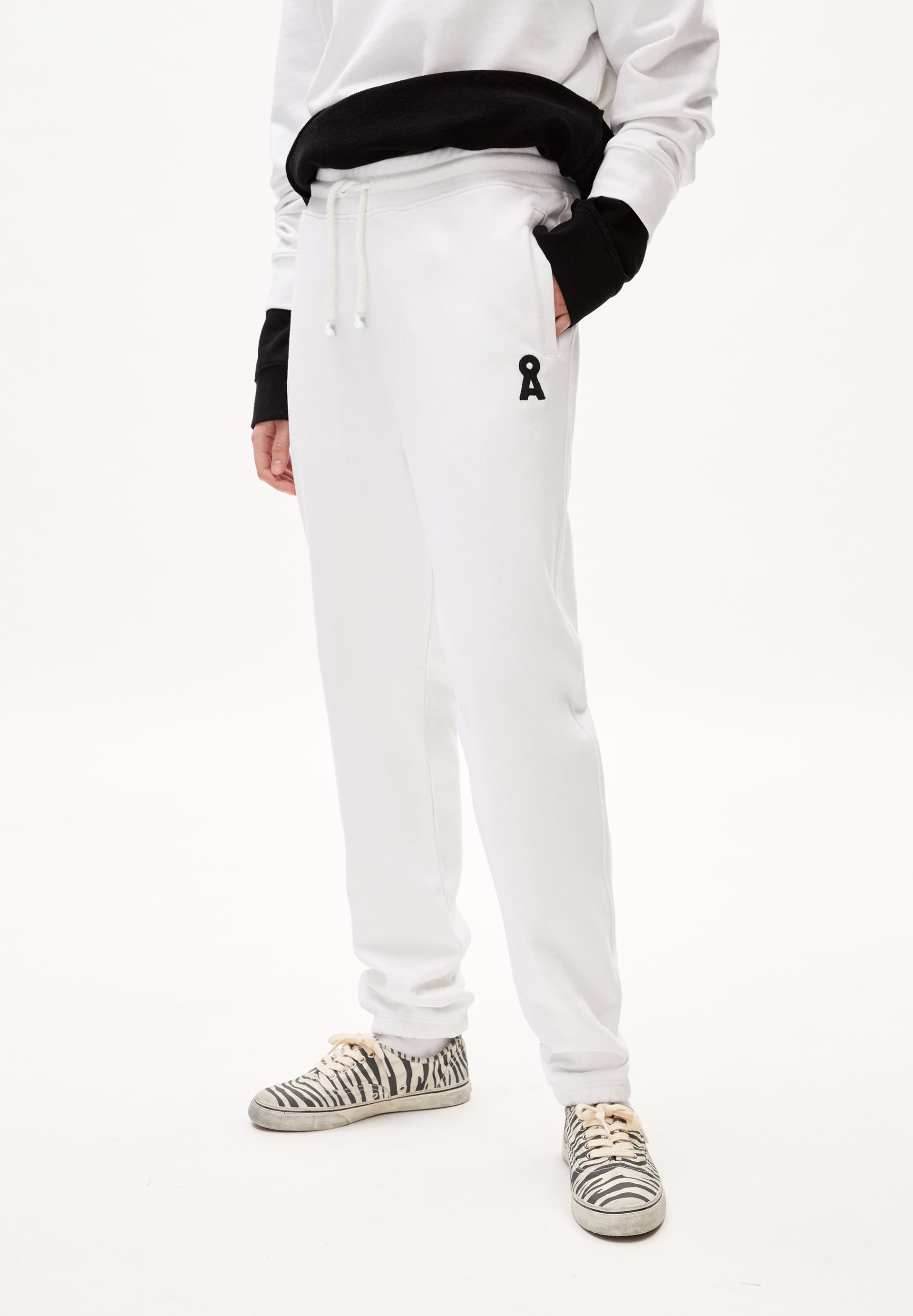 AAIKE ICONIC CAPSULE - Unisex Regular Fit Hose - weiss