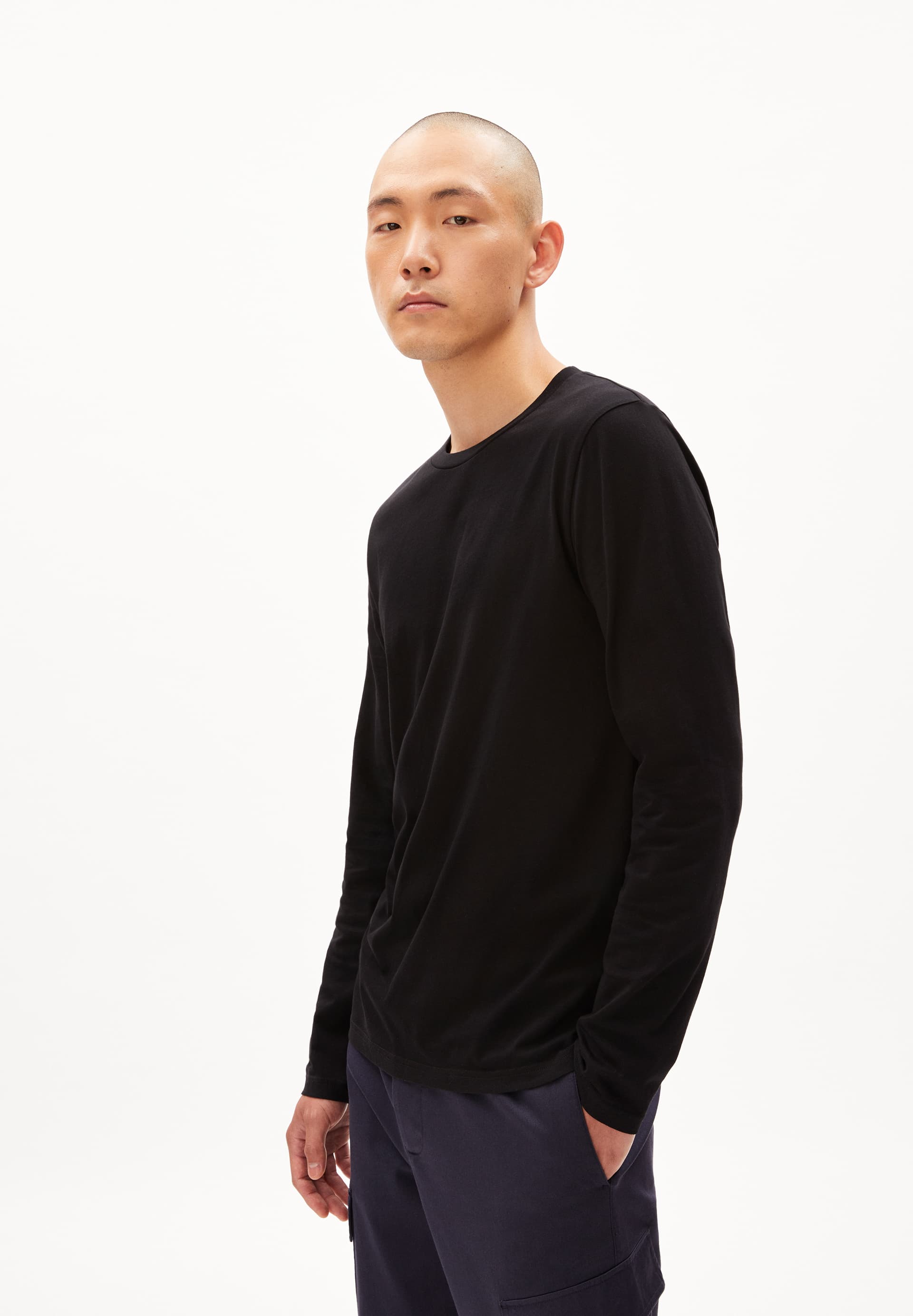 JAAMES LONGSLEEVE - Männer Regular Fit Longsleeve - schwarz